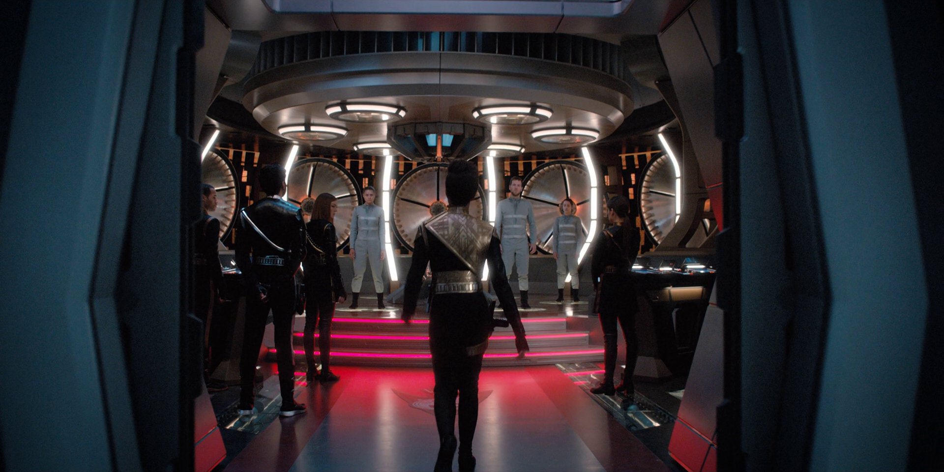 extant_StarTrekDiscovery_1x11-TheWolfInside_0554.jpg