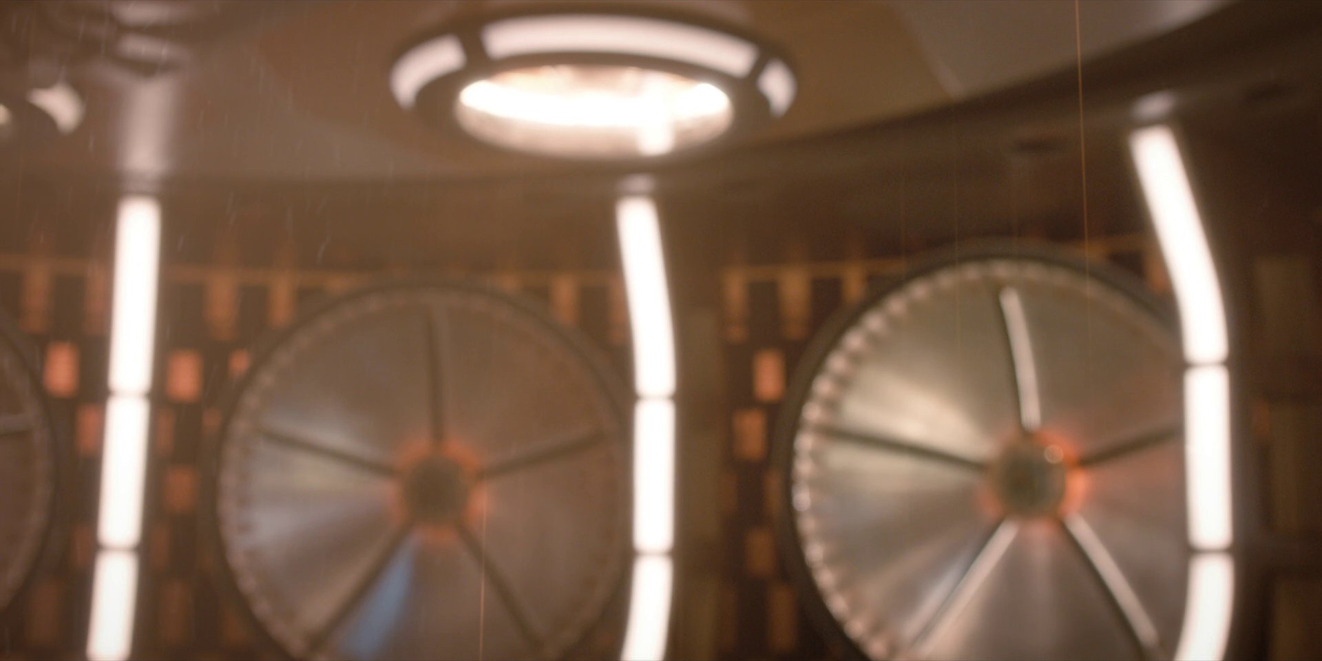 extant_StarTrekDiscovery_1x11-TheWolfInside_0593.jpg