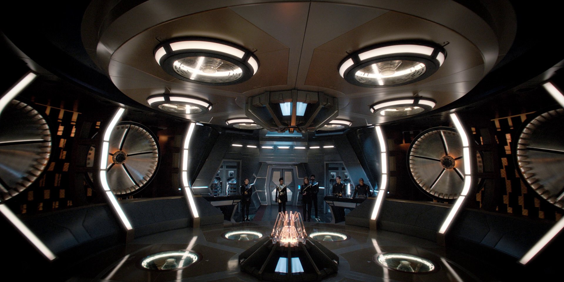 extant_StarTrekDiscovery_1x11-TheWolfInside_0628.jpg