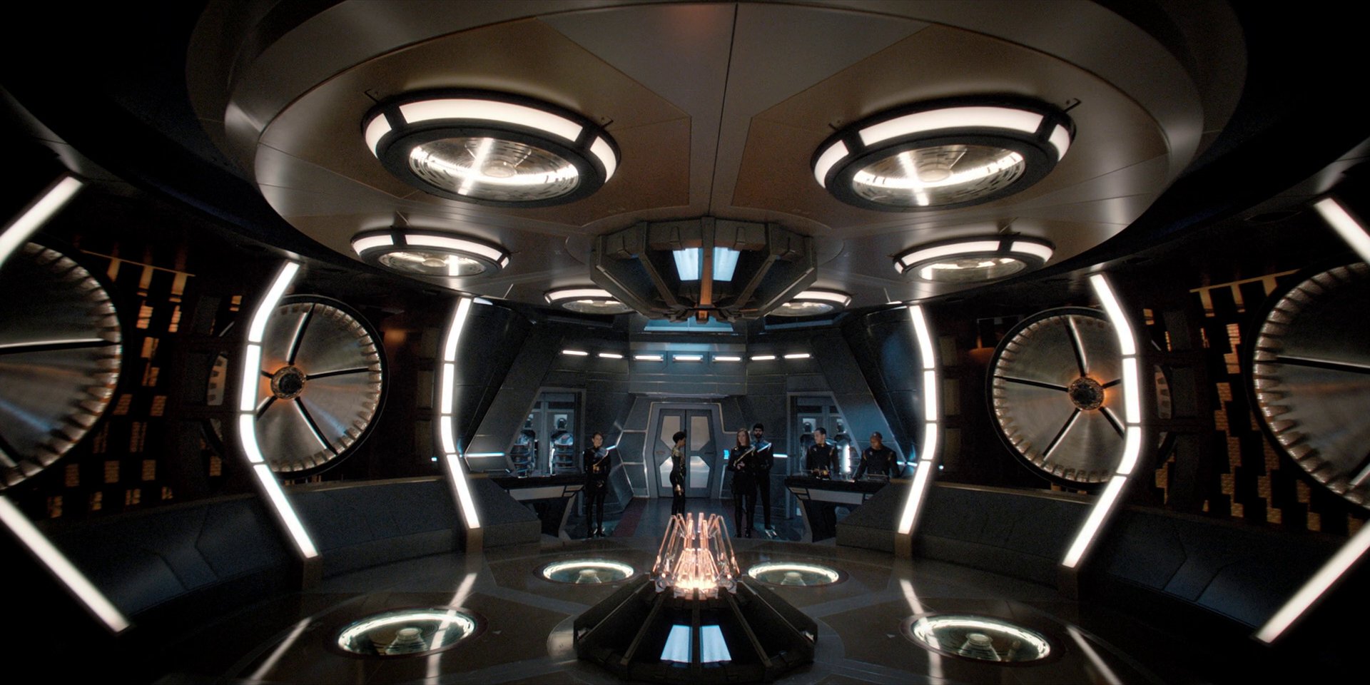 extant_StarTrekDiscovery_1x11-TheWolfInside_0631.jpg