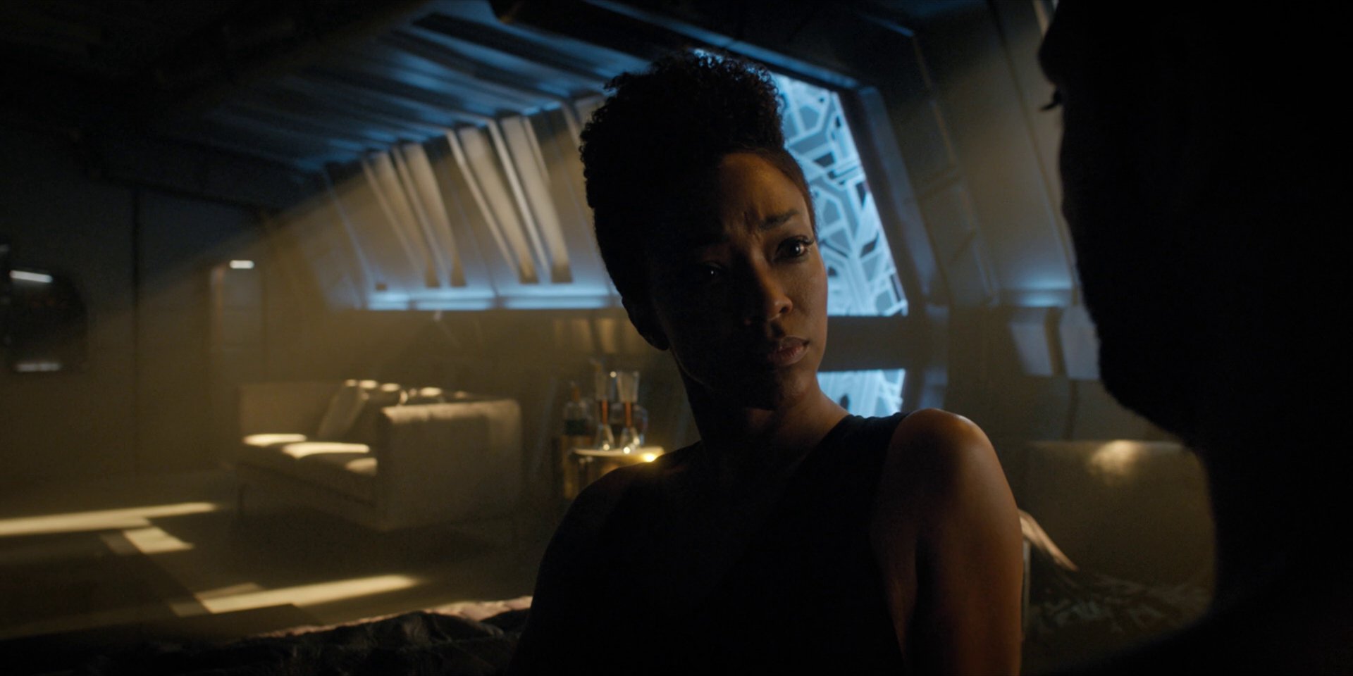 extant_StarTrekDiscovery_1x11-TheWolfInside_0740.jpg