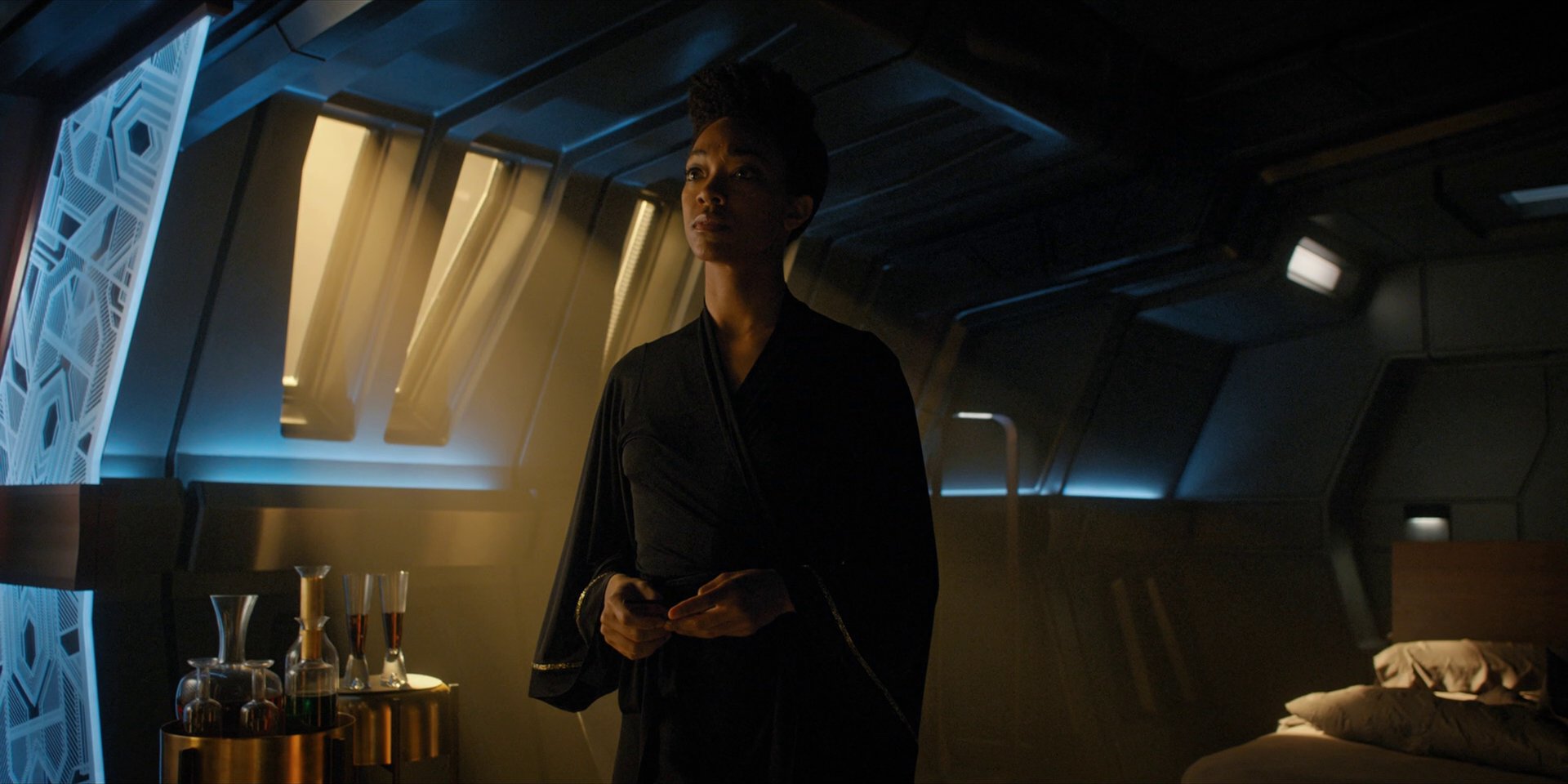 extant_StarTrekDiscovery_1x11-TheWolfInside_0947.jpg