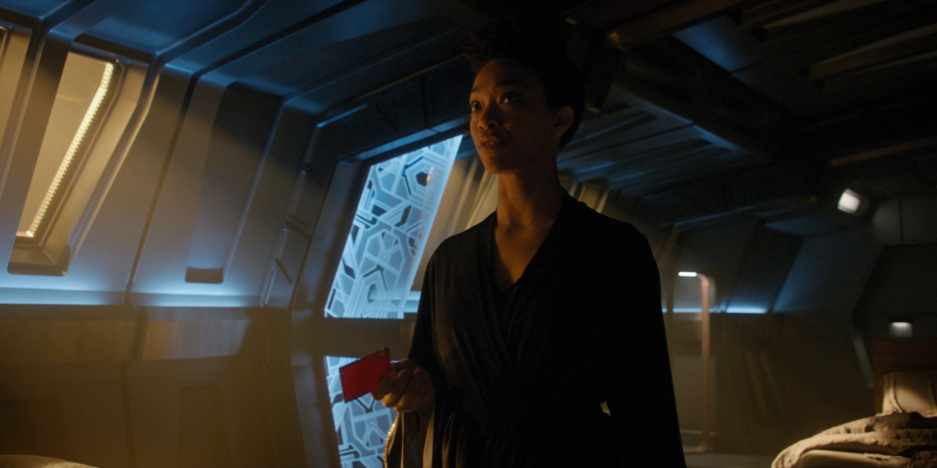extant_StarTrekDiscovery_1x11-TheWolfInside_0982.jpg
