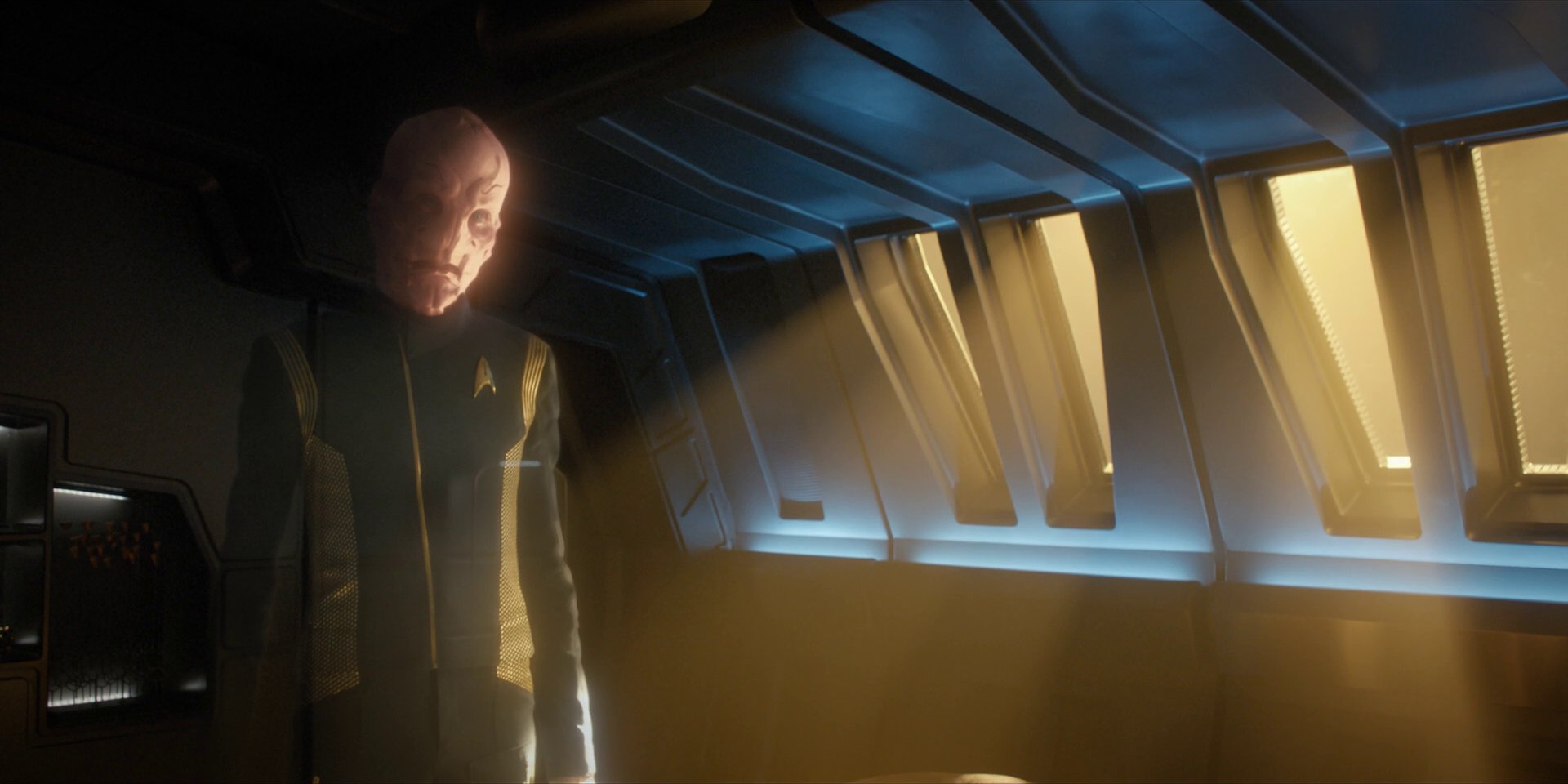 extant_StarTrekDiscovery_1x11-TheWolfInside_0999.jpg