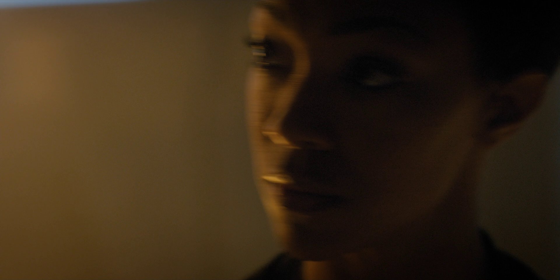 extant_StarTrekDiscovery_1x11-TheWolfInside_1035.jpg