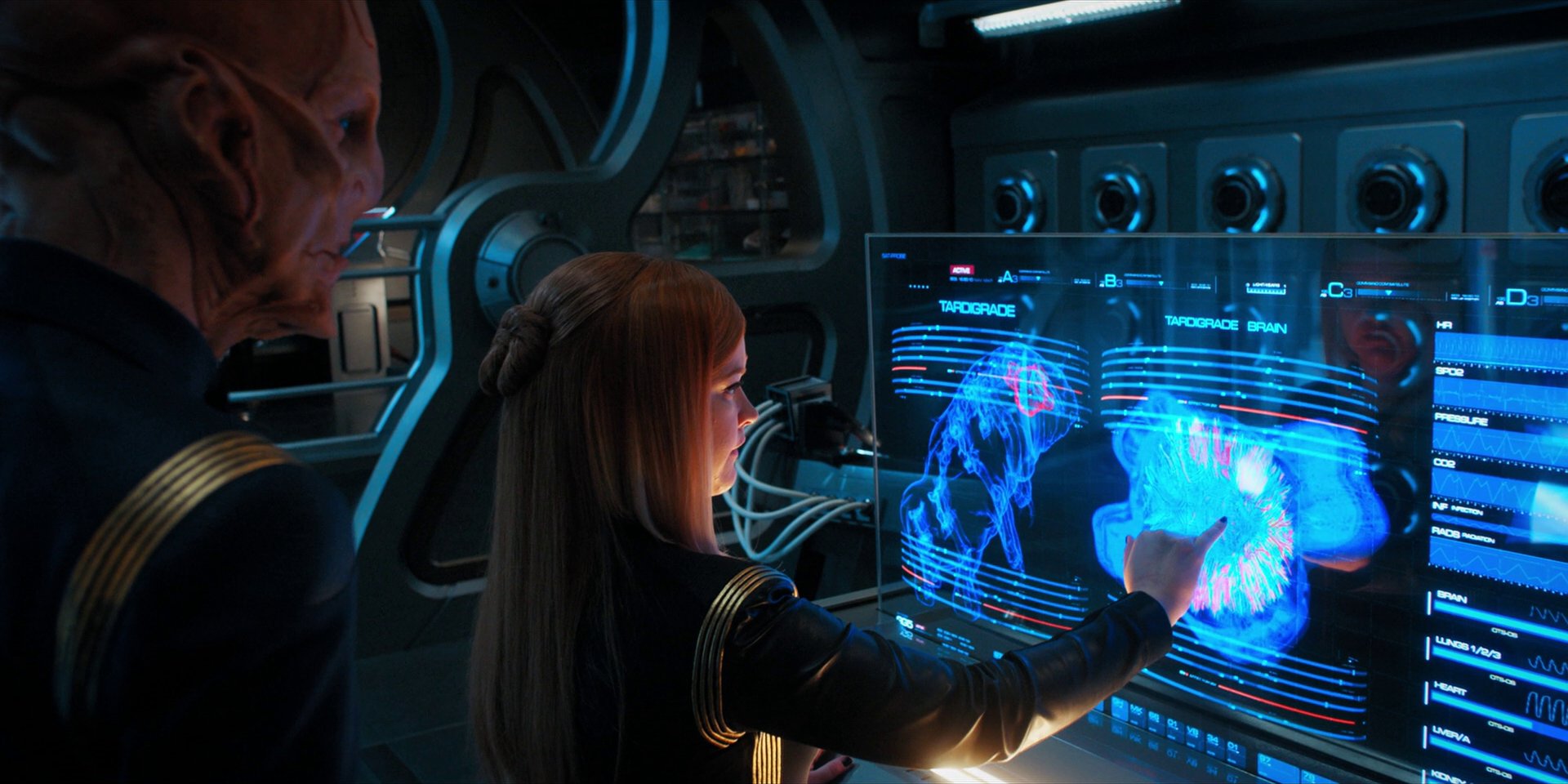 extant_StarTrekDiscovery_1x11-TheWolfInside_1985.jpg