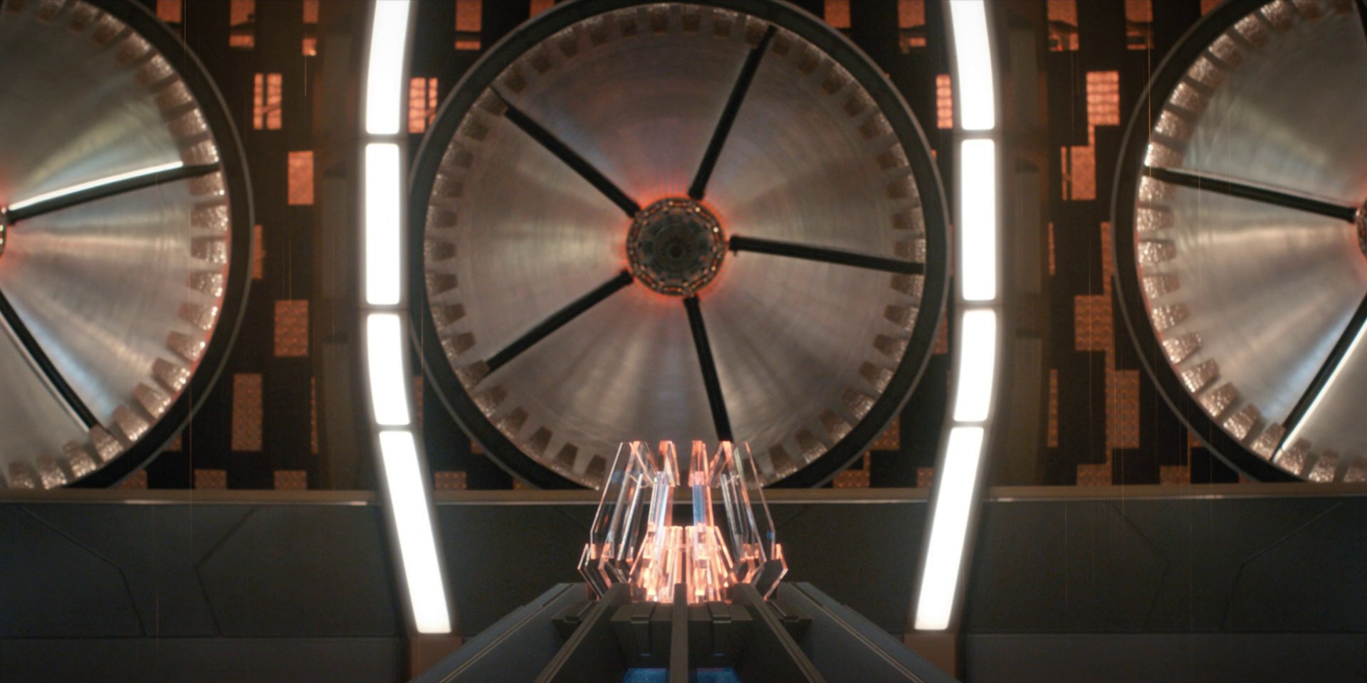 extant_StarTrekDiscovery_1x11-TheWolfInside_2192.jpg