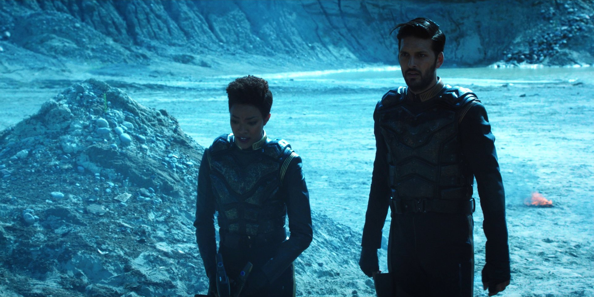 extant_StarTrekDiscovery_1x11-TheWolfInside_2300.jpg