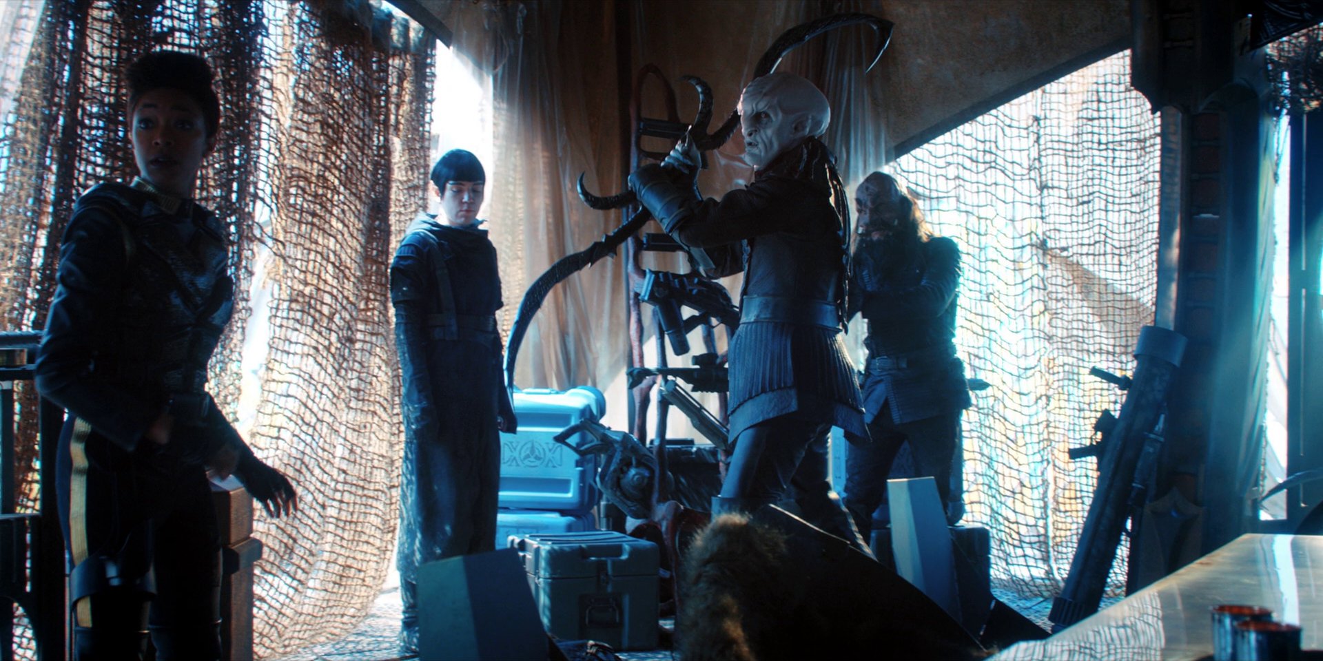 extant_StarTrekDiscovery_1x11-TheWolfInside_3188.jpg