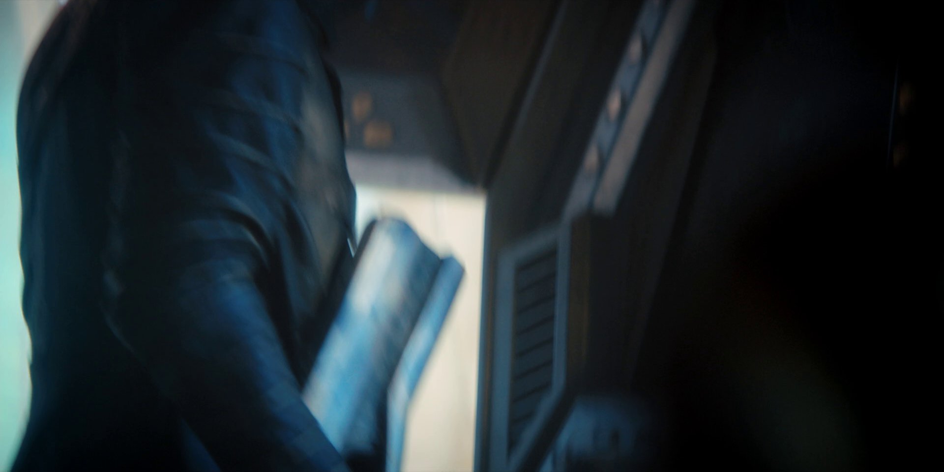 extant_StarTrekDiscovery_1x11-TheWolfInside_3296.jpg