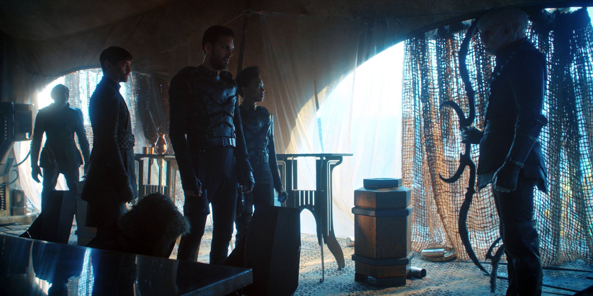 extant_StarTrekDiscovery_1x11-TheWolfInside_3360.jpg
