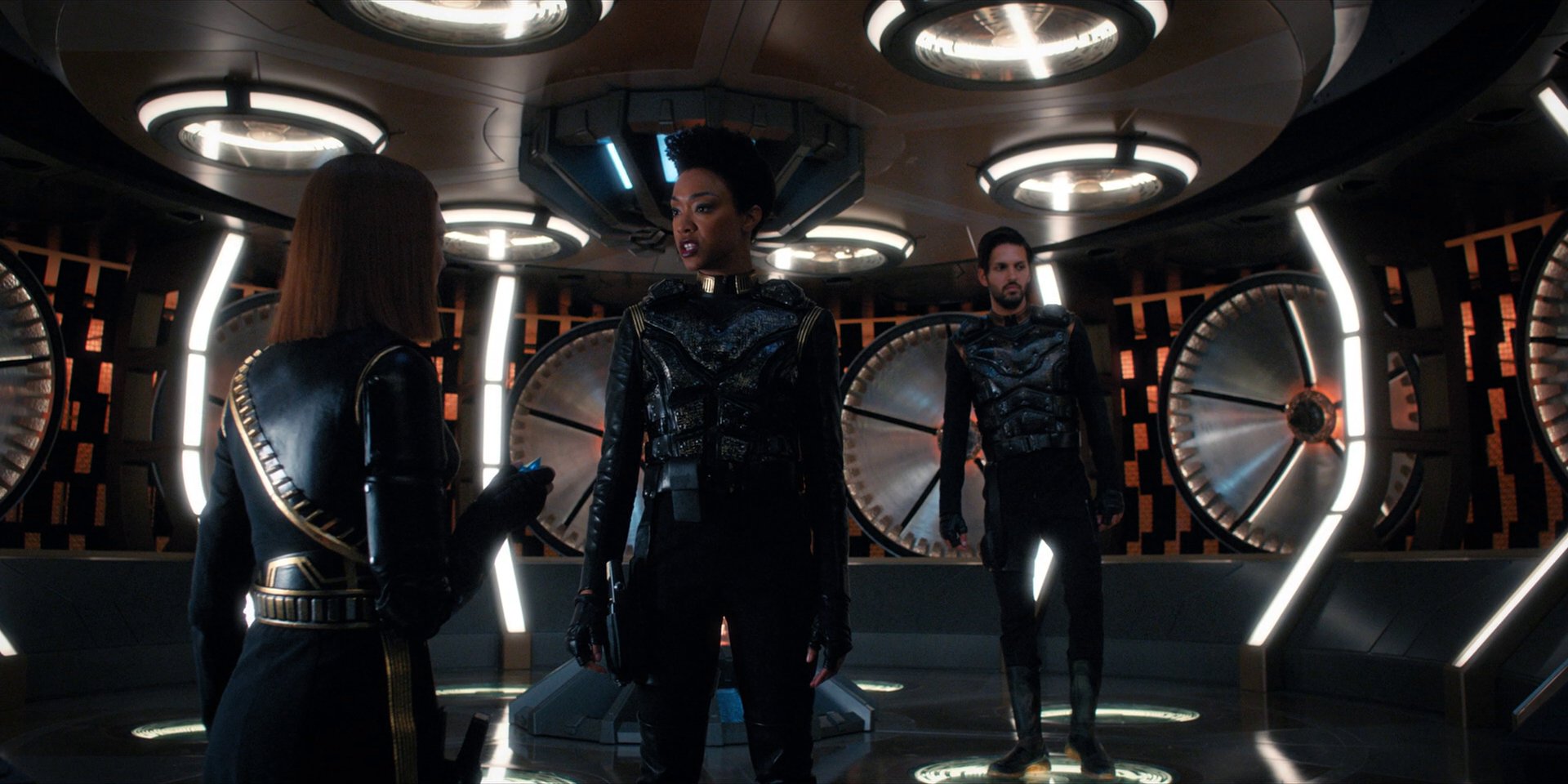 extant_StarTrekDiscovery_1x11-TheWolfInside_3424.jpg