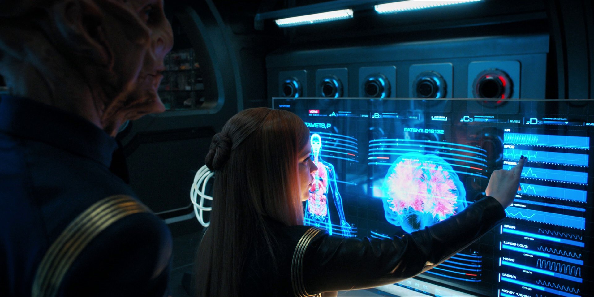 extant_StarTrekDiscovery_1x11-TheWolfInside_3532.jpg