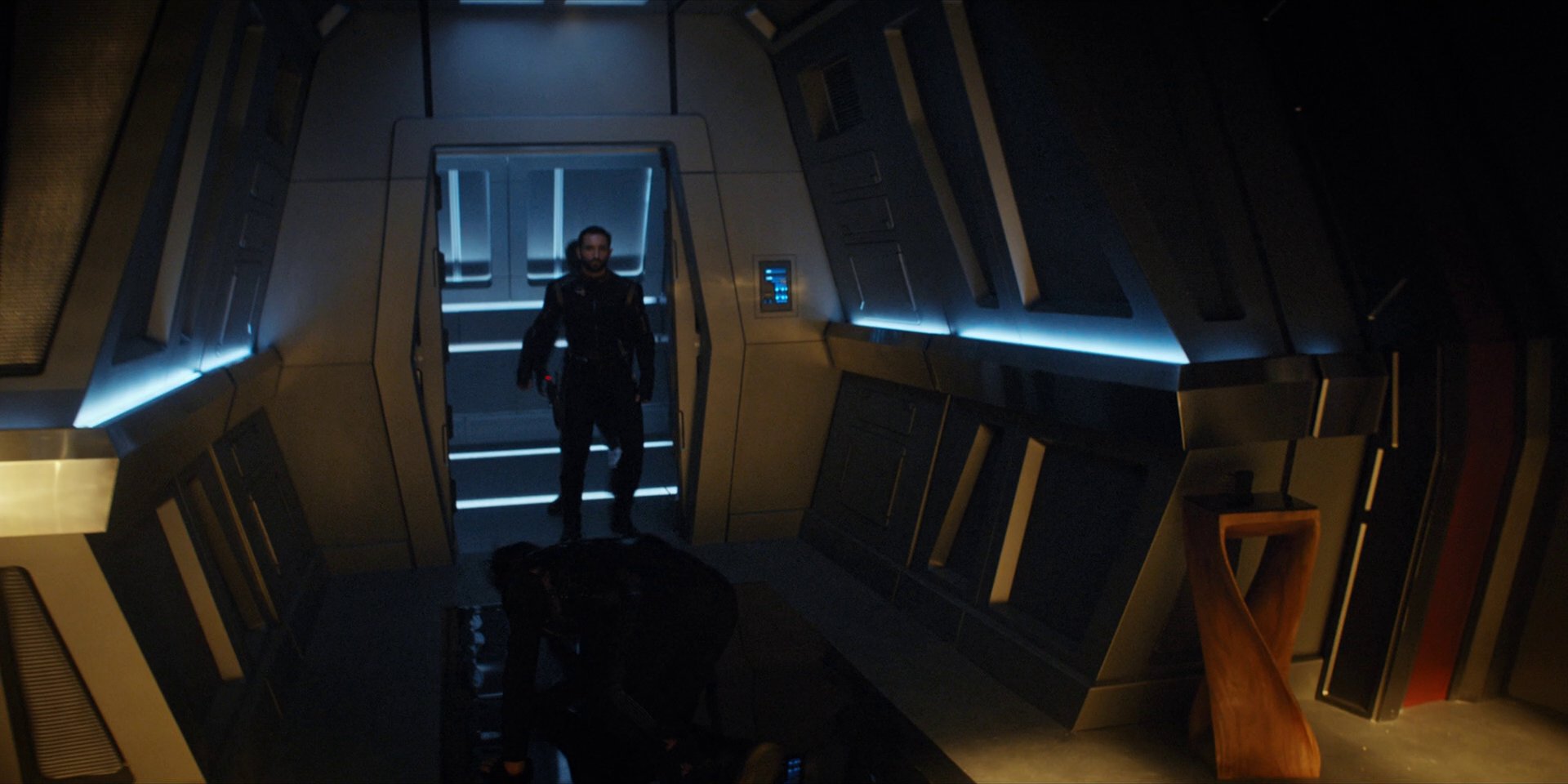 extant_StarTrekDiscovery_1x11-TheWolfInside_4376.jpg