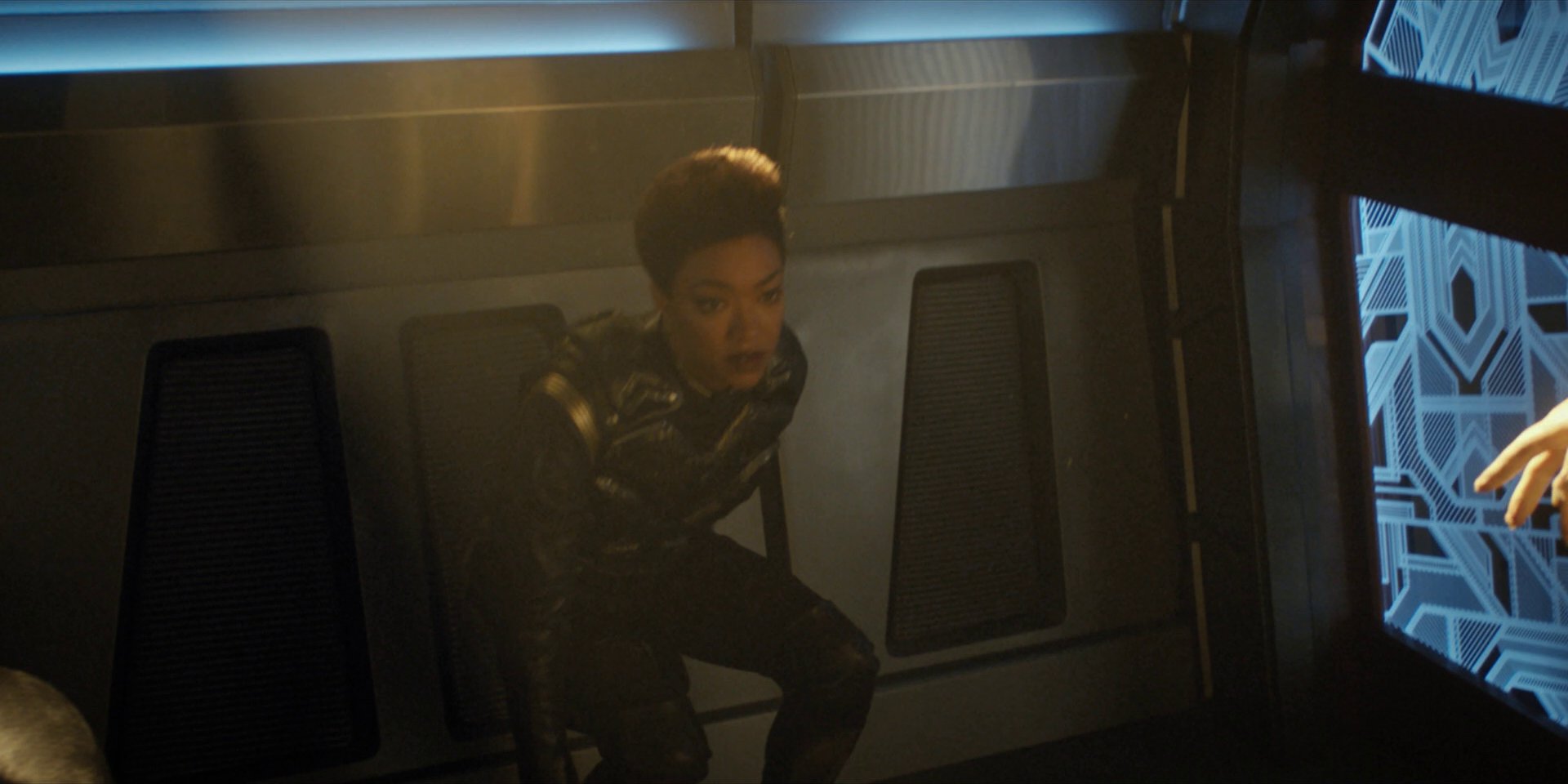 extant_StarTrekDiscovery_1x11-TheWolfInside_4414.jpg