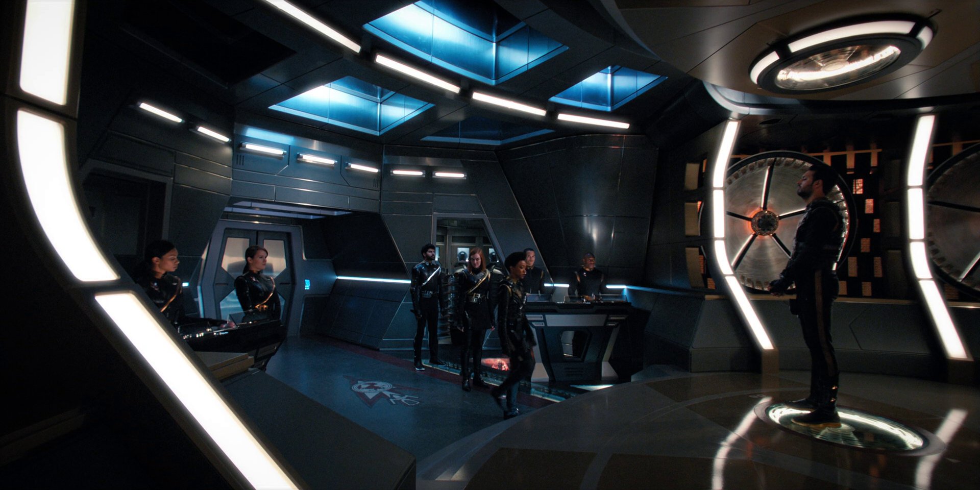 extant_StarTrekDiscovery_1x11-TheWolfInside_4668.jpg