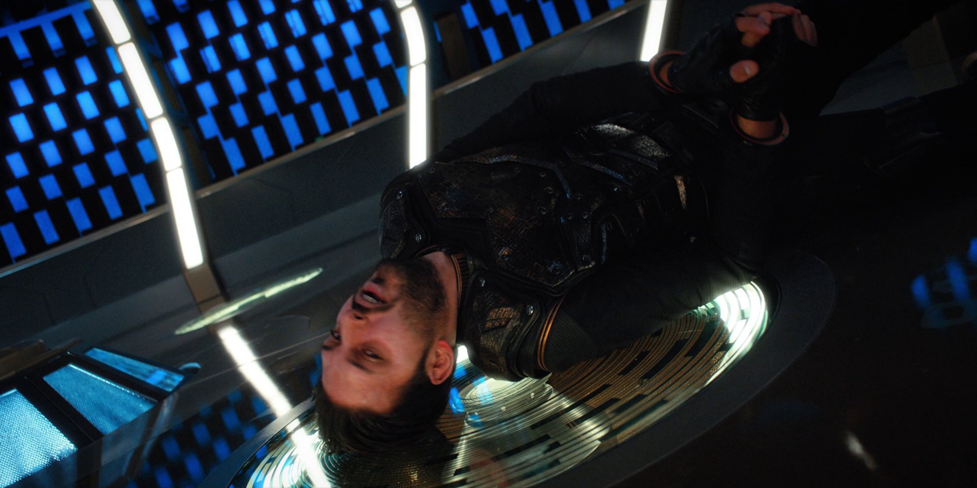 extant_StarTrekDiscovery_1x11-TheWolfInside_4831.jpg