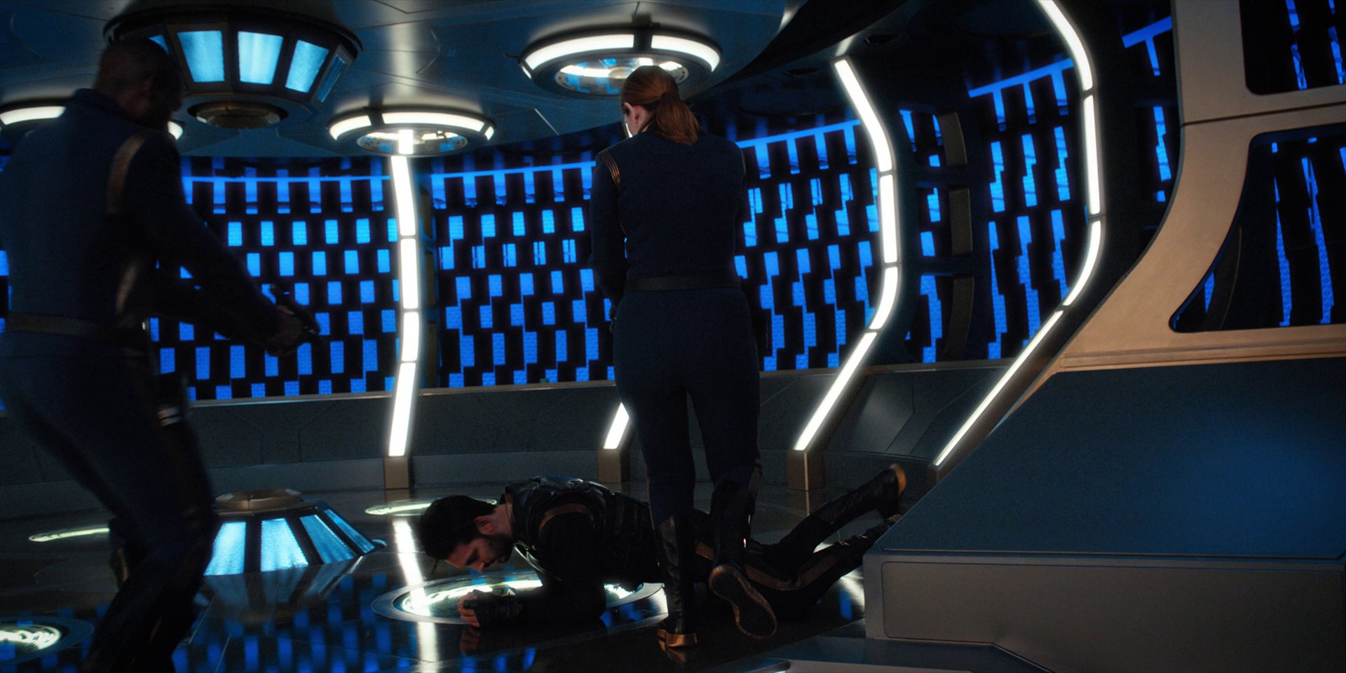 extant_StarTrekDiscovery_1x11-TheWolfInside_4844.jpg