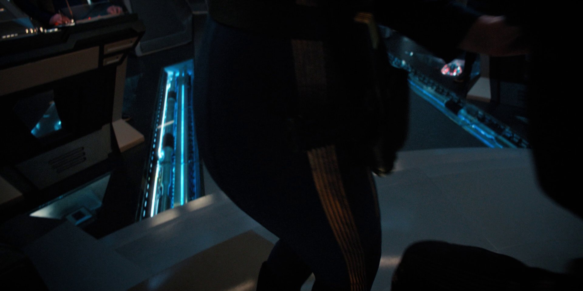 extant_StarTrekDiscovery_1x11-TheWolfInside_4850.jpg