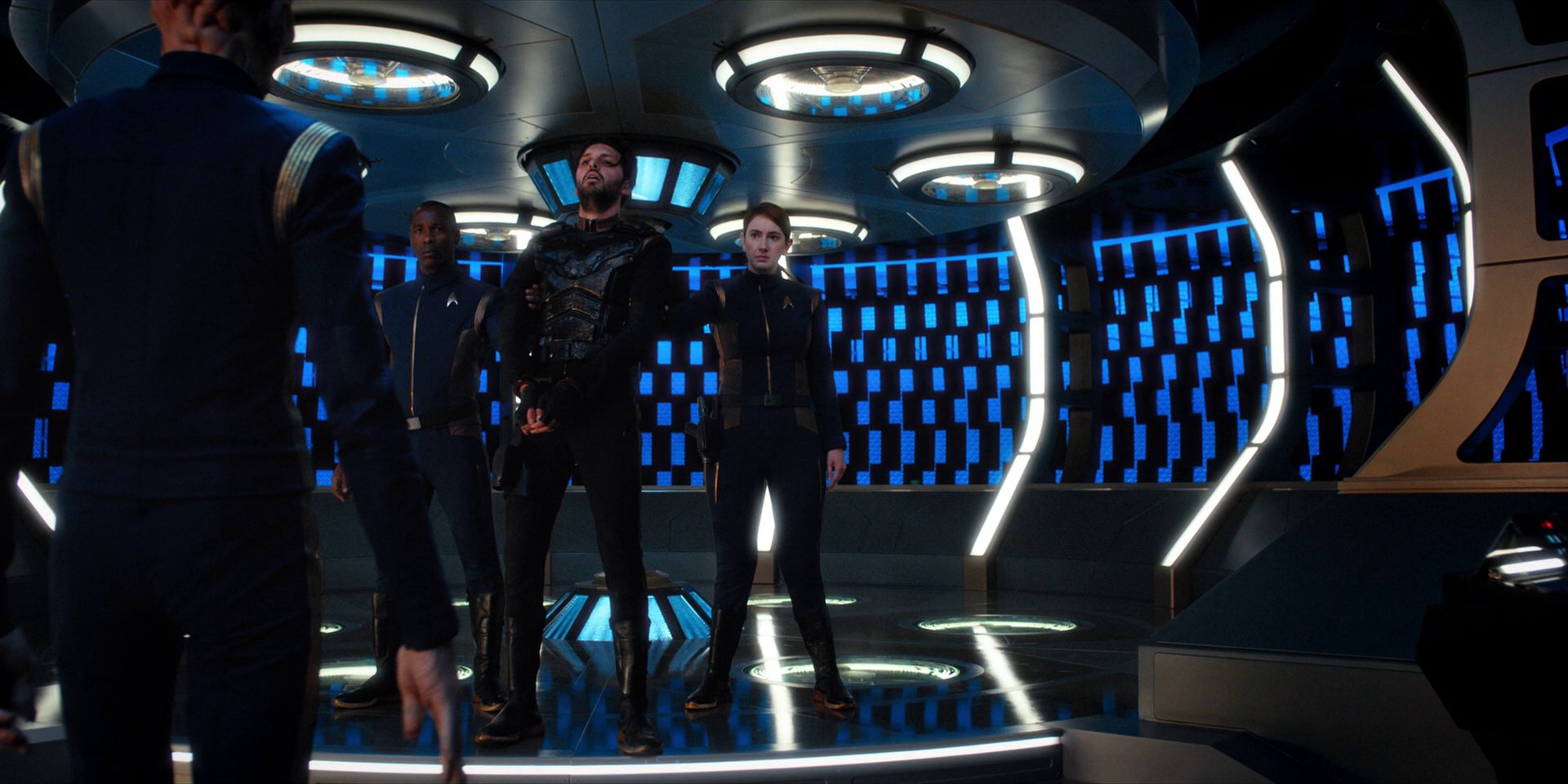 extant_StarTrekDiscovery_1x11-TheWolfInside_4879.jpg