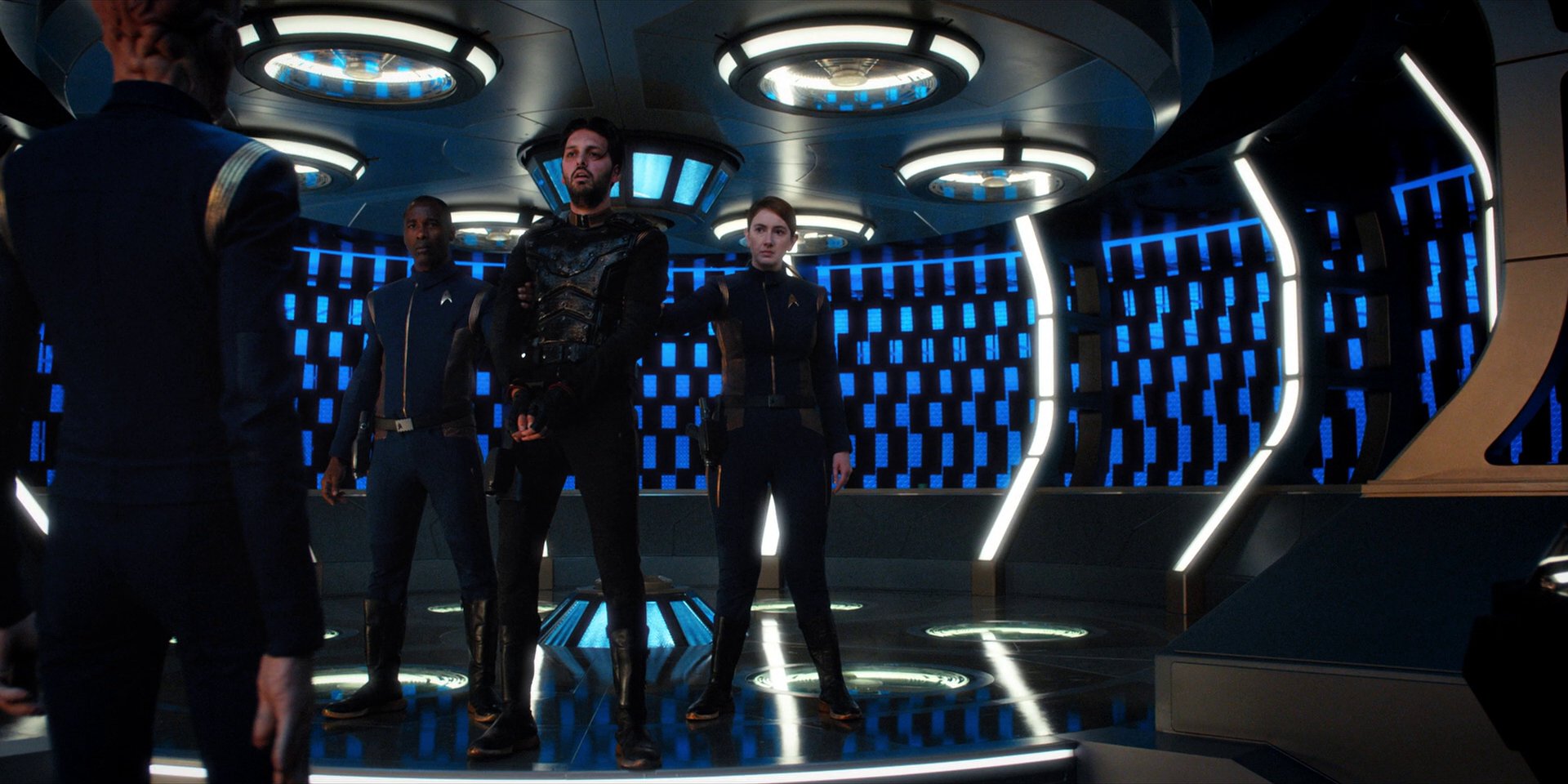 extant_StarTrekDiscovery_1x11-TheWolfInside_4880.jpg