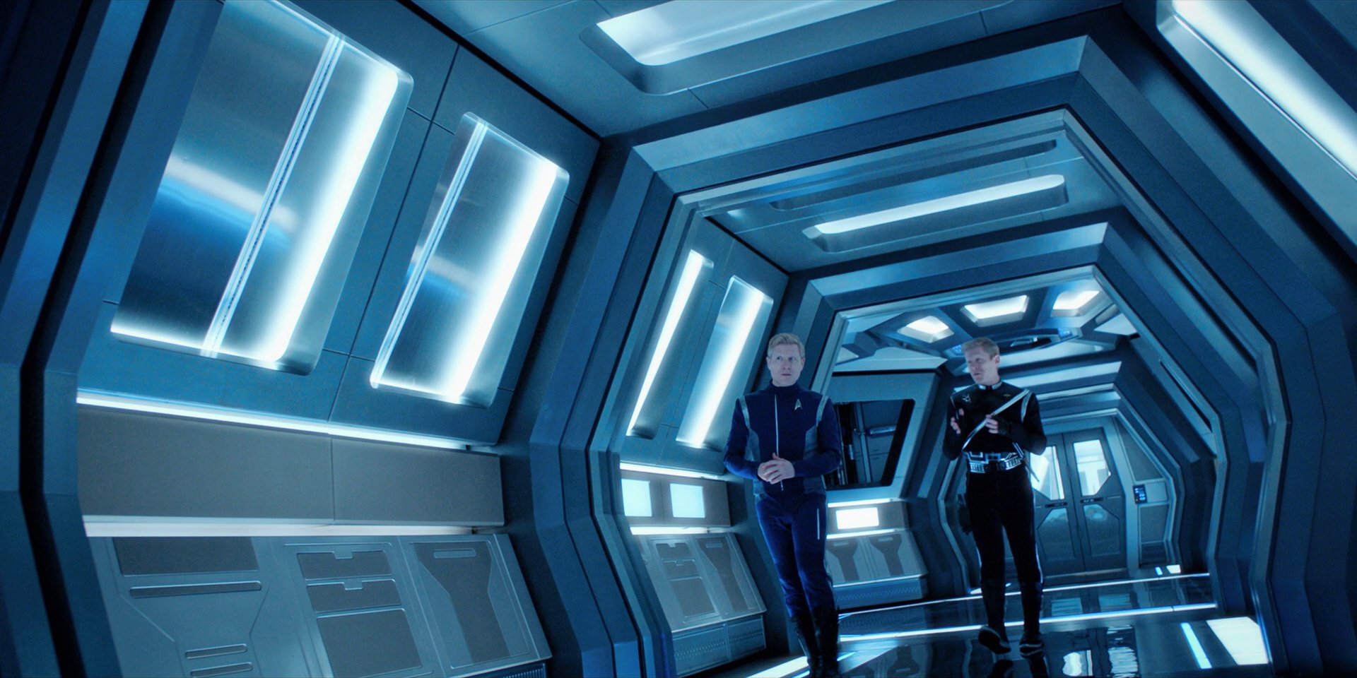 extant_StarTrekDiscovery_1x12-VaultingAmbition_0772.jpg