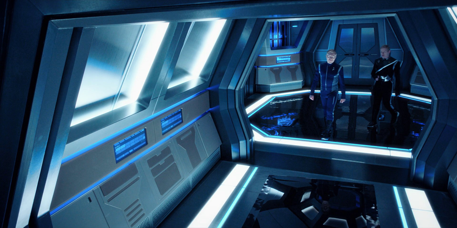 extant_StarTrekDiscovery_1x12-VaultingAmbition_0788.jpg