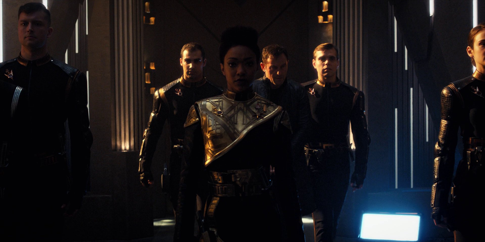 extant_StarTrekDiscovery_1x12-VaultingAmbition_0977.jpg