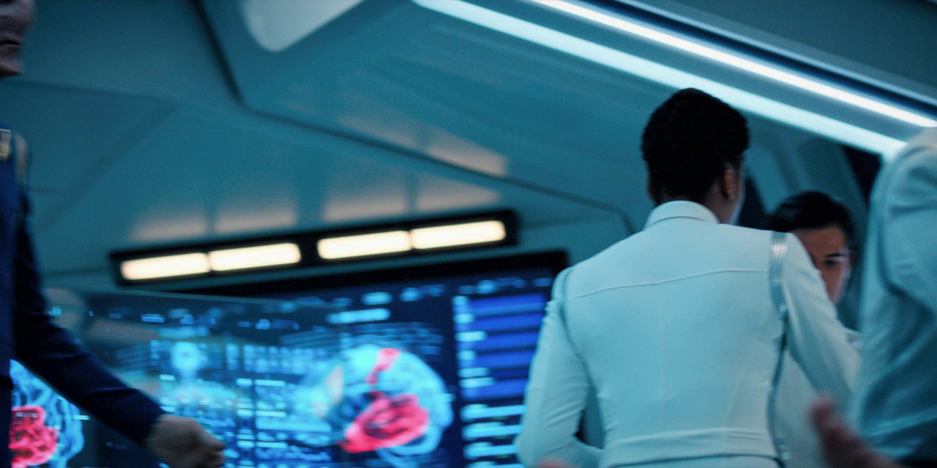 extant_StarTrekDiscovery_1x12-VaultingAmbition_1380.jpg