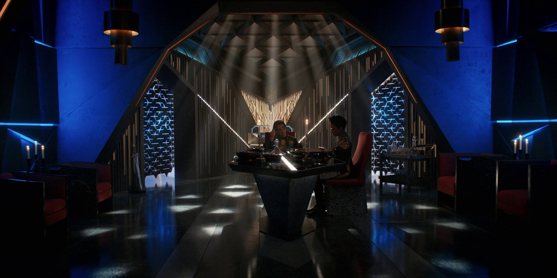 extant_StarTrekDiscovery_1x12-VaultingAmbition_1412.jpg