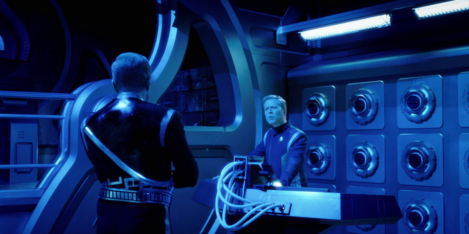 extant_StarTrekDiscovery_1x12-VaultingAmbition_1728.jpg