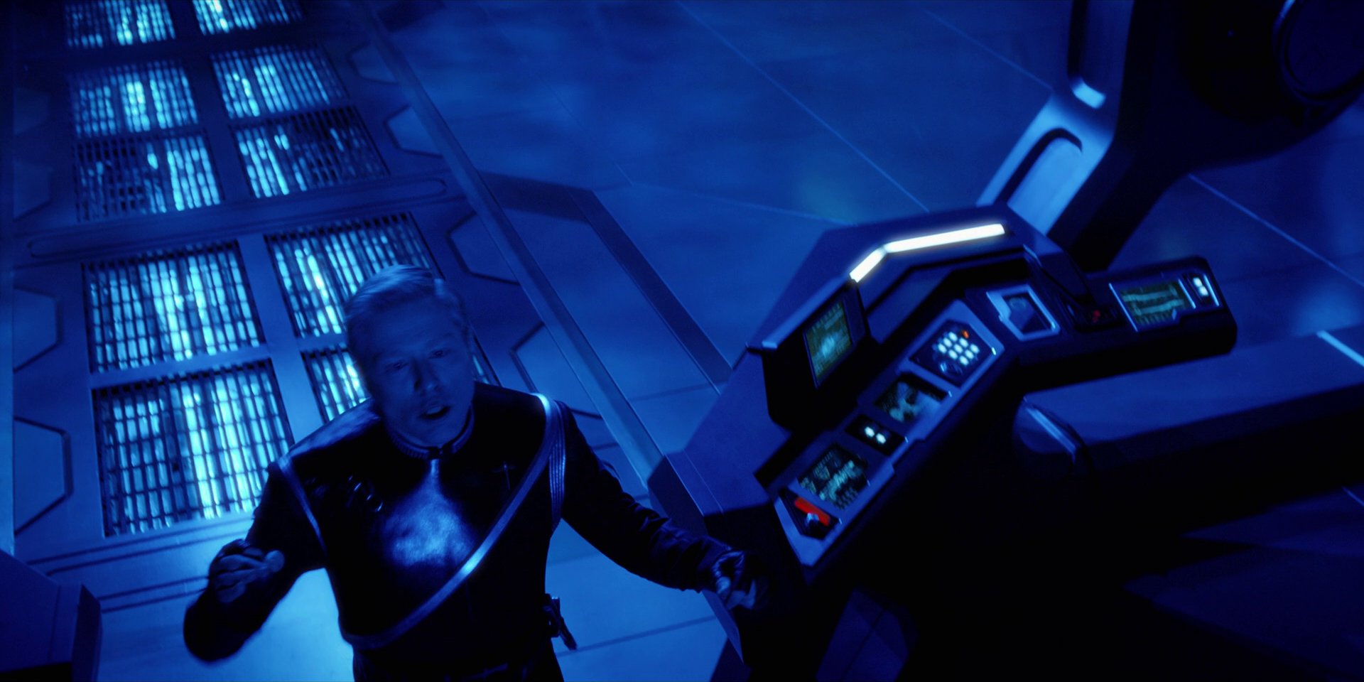 extant_StarTrekDiscovery_1x12-VaultingAmbition_1800.jpg