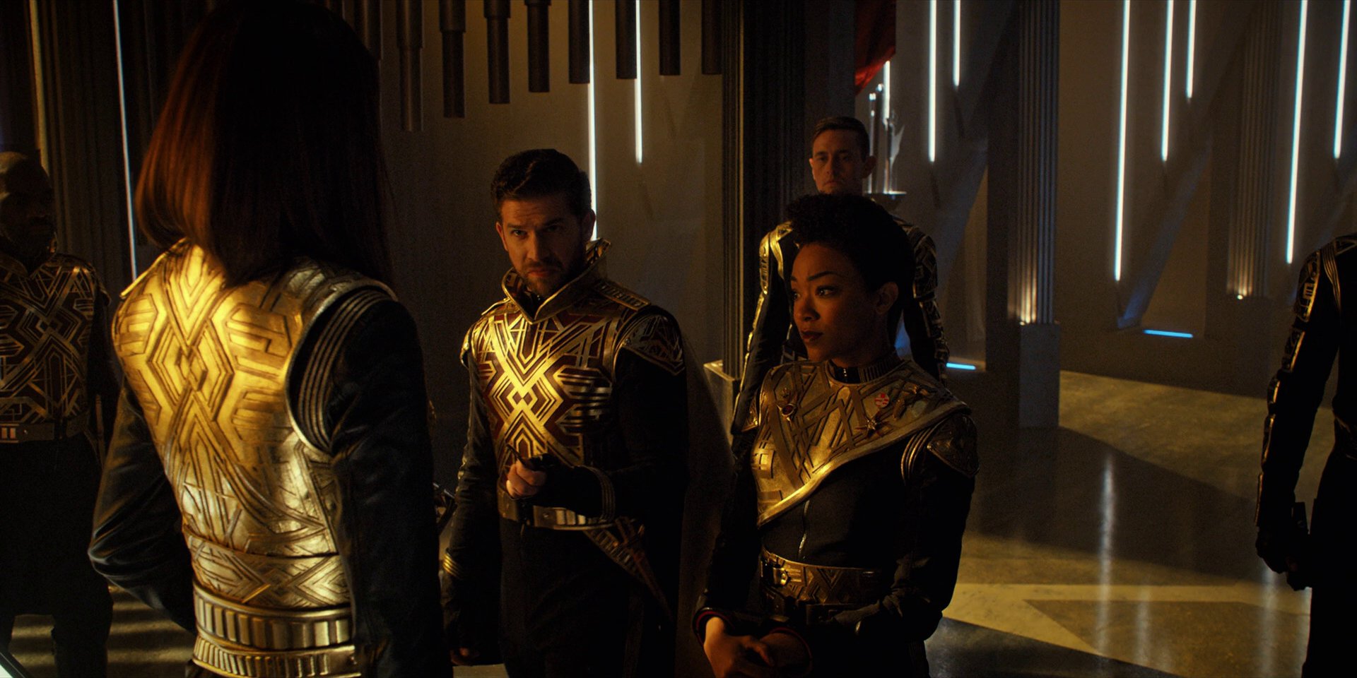 extant_StarTrekDiscovery_1x12-VaultingAmbition_1929.jpg