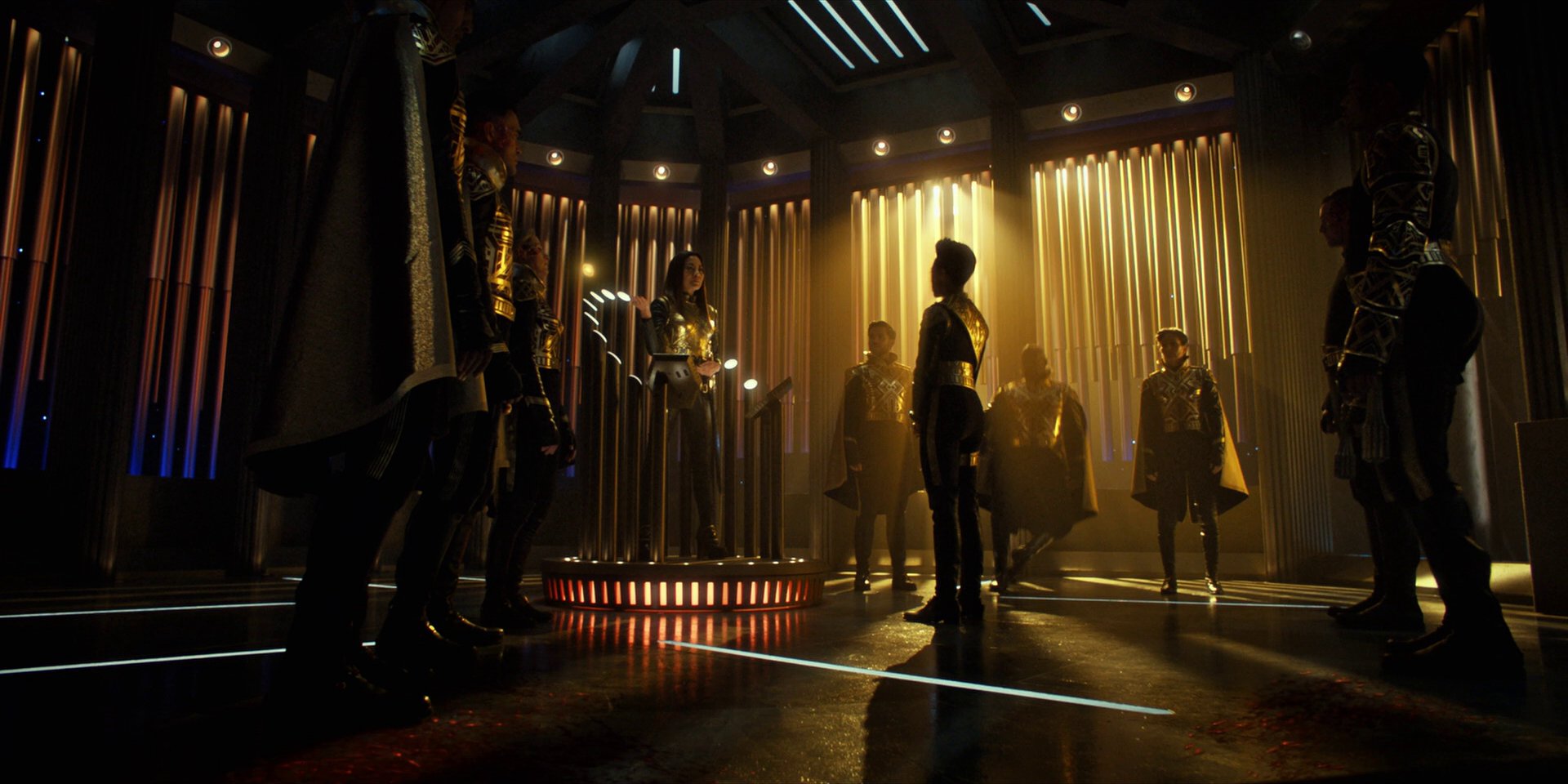 extant_StarTrekDiscovery_1x12-VaultingAmbition_2004.jpg
