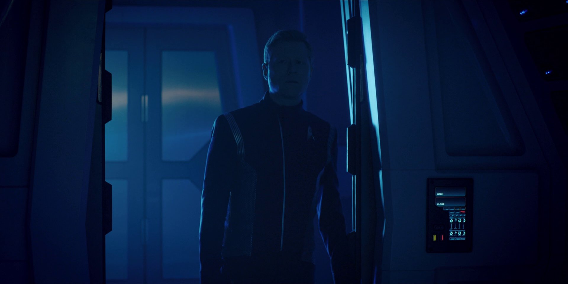 extant_StarTrekDiscovery_1x12-VaultingAmbition_2409.jpg