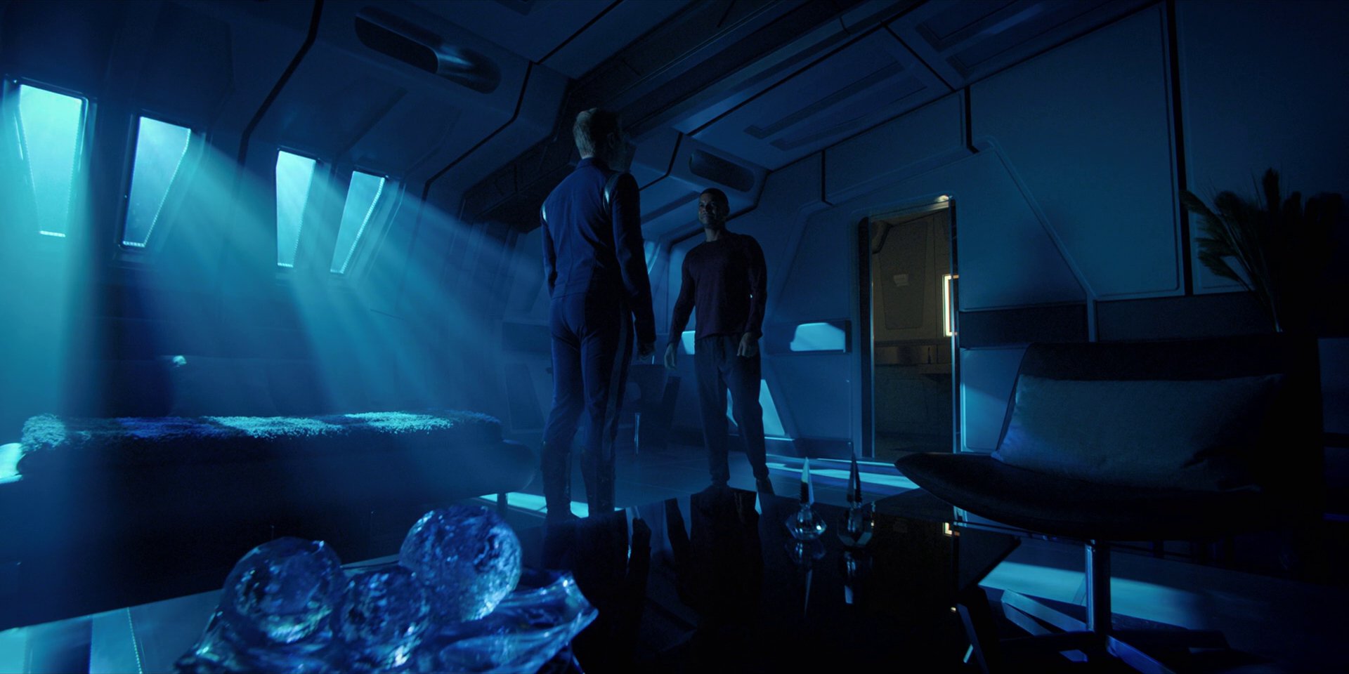 extant_StarTrekDiscovery_1x12-VaultingAmbition_2480.jpg