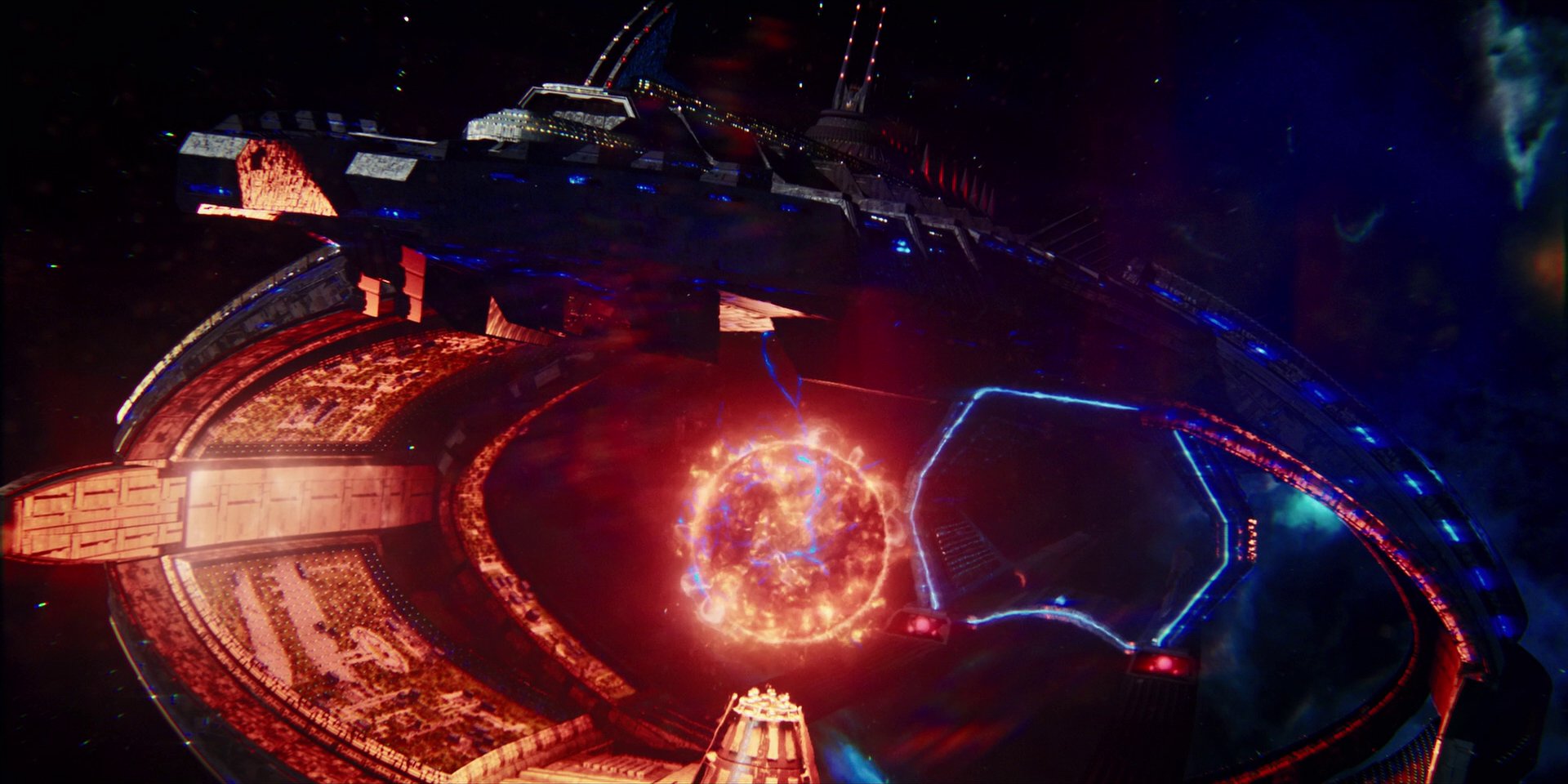extant_StarTrekDiscovery_1x12-VaultingAmbition_2526.jpg