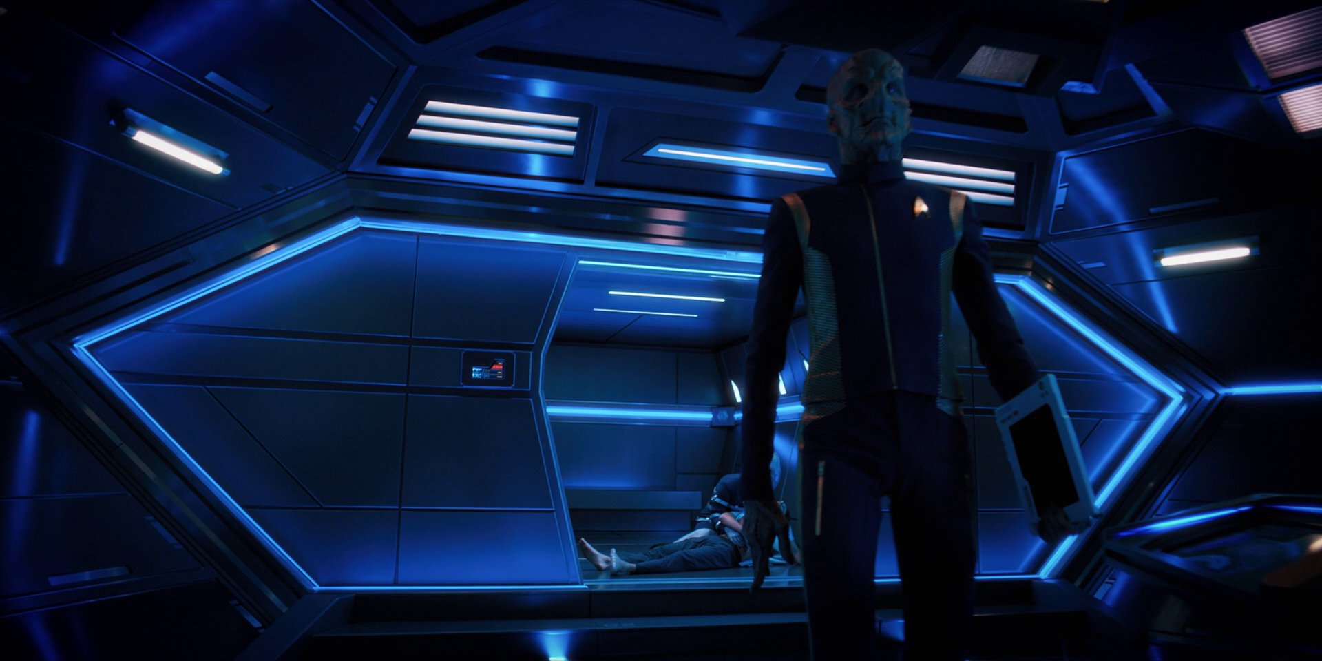 extant_StarTrekDiscovery_1x12-VaultingAmbition_2870.jpg