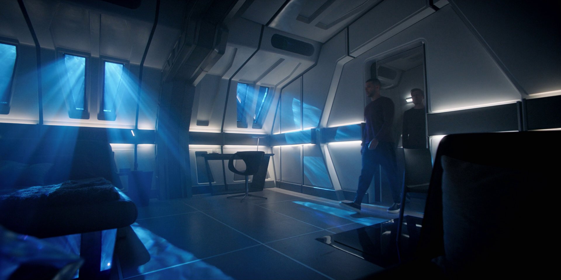 extant_StarTrekDiscovery_1x12-VaultingAmbition_3388.jpg