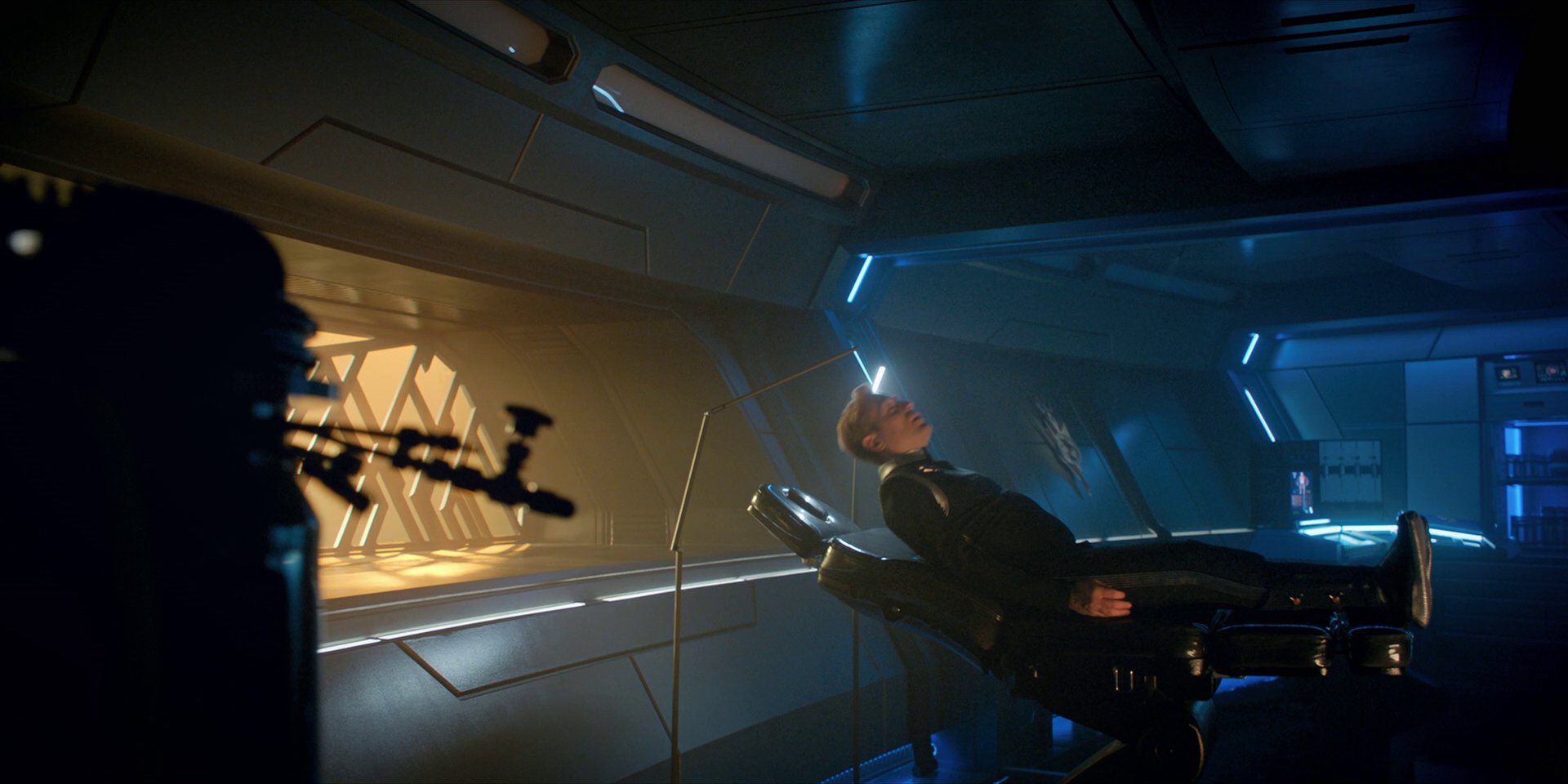 extant_StarTrekDiscovery_1x12-VaultingAmbition_3560.jpg