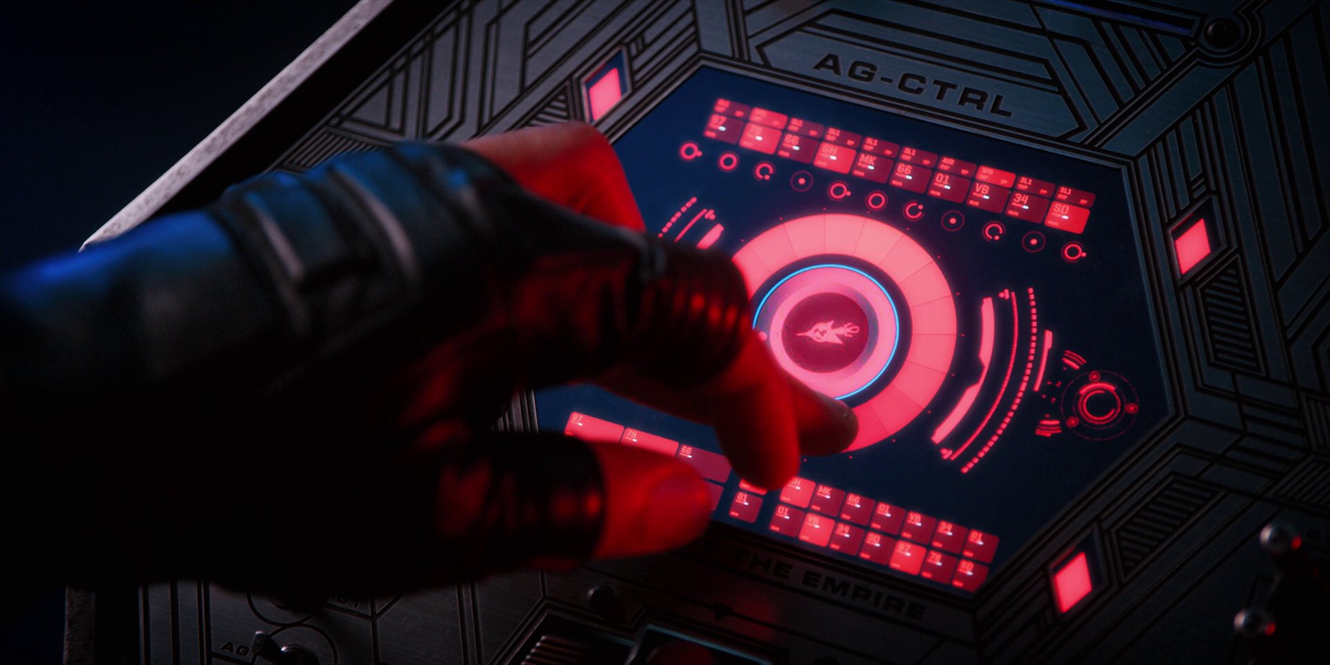 extant_StarTrekDiscovery_1x12-VaultingAmbition_3704.jpg