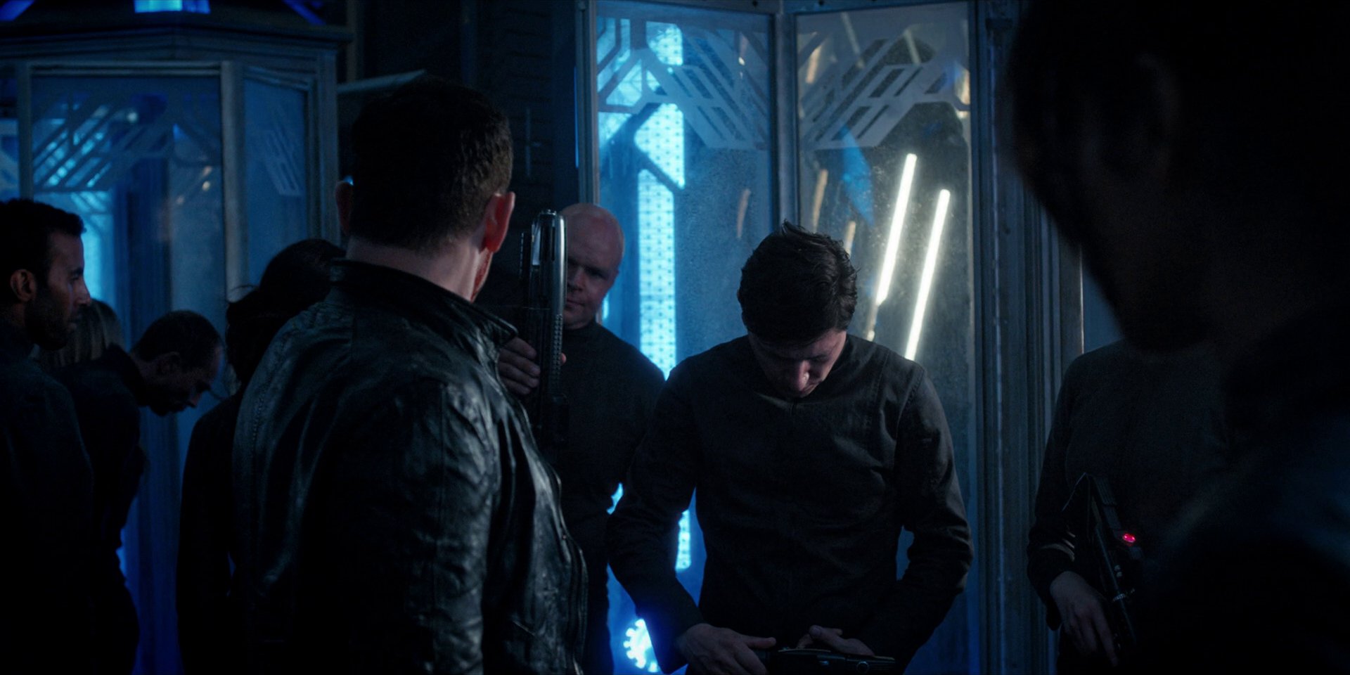 extant_StarTrekDiscovery_1x13-WhatsPastIsPrologue_0423.jpg