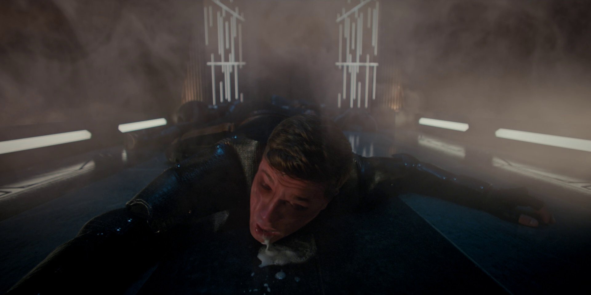 extant_StarTrekDiscovery_1x13-WhatsPastIsPrologue_0698.jpg
