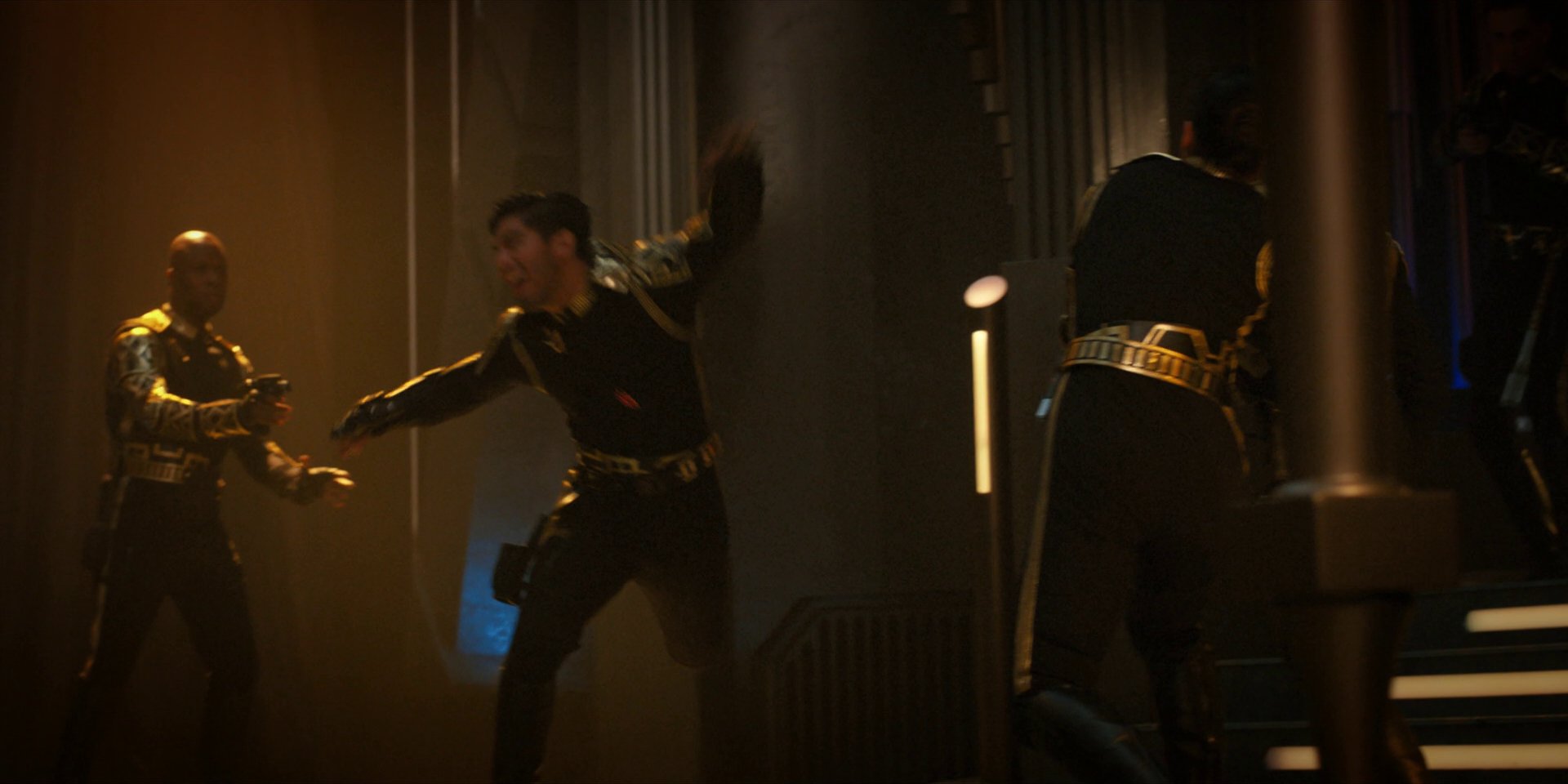 extant_StarTrekDiscovery_1x13-WhatsPastIsPrologue_0811.jpg