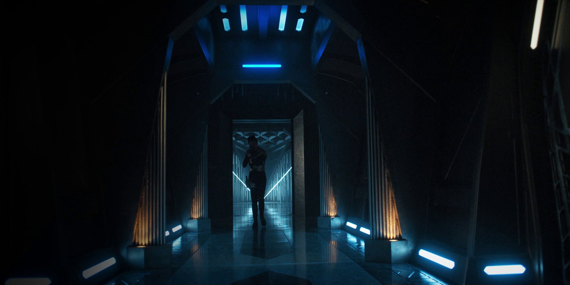 extant_StarTrekDiscovery_1x13-WhatsPastIsPrologue_1178.jpg