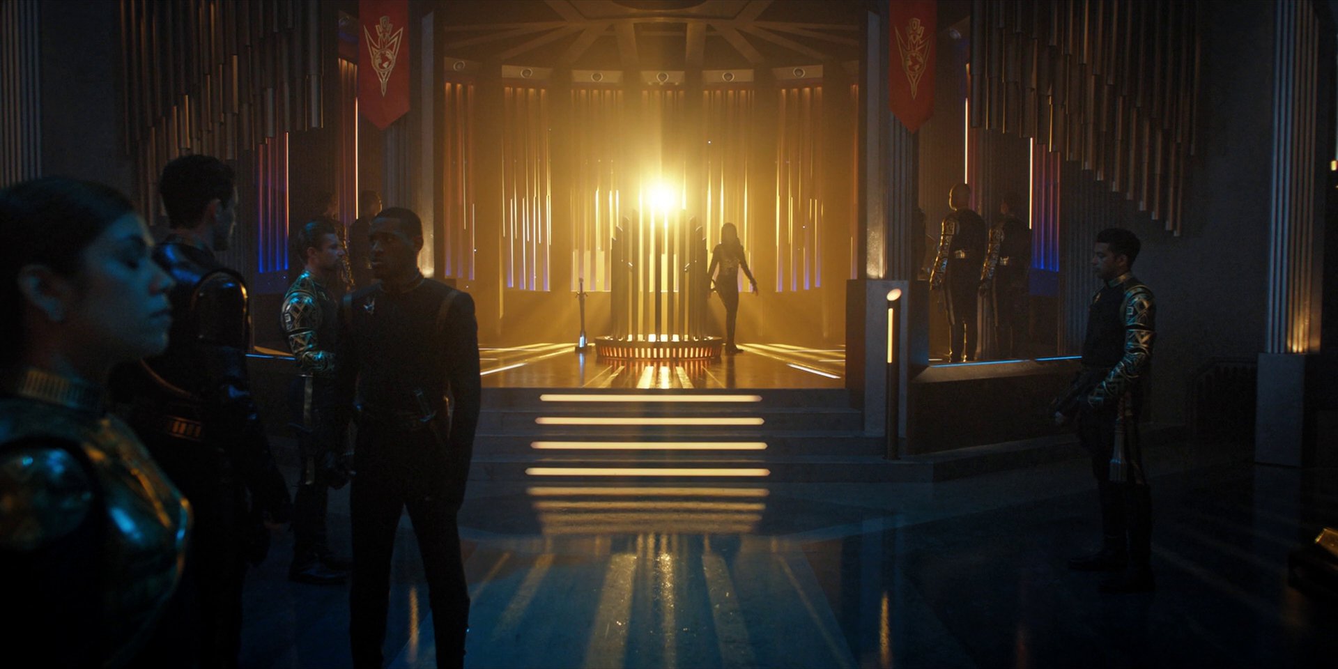 extant_StarTrekDiscovery_1x13-WhatsPastIsPrologue_1213.jpg