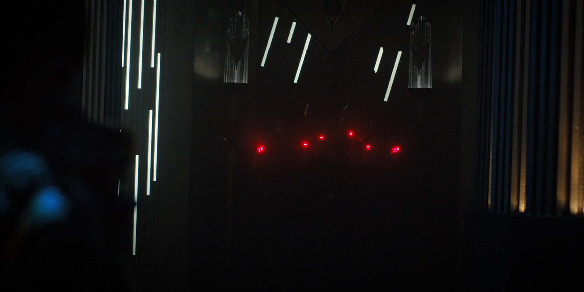 extant_StarTrekDiscovery_1x13-WhatsPastIsPrologue_1362.jpg