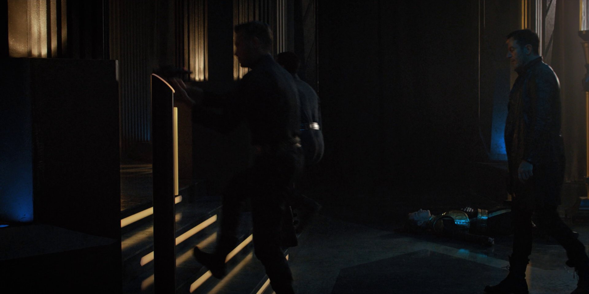 extant_StarTrekDiscovery_1x13-WhatsPastIsPrologue_1833.jpg