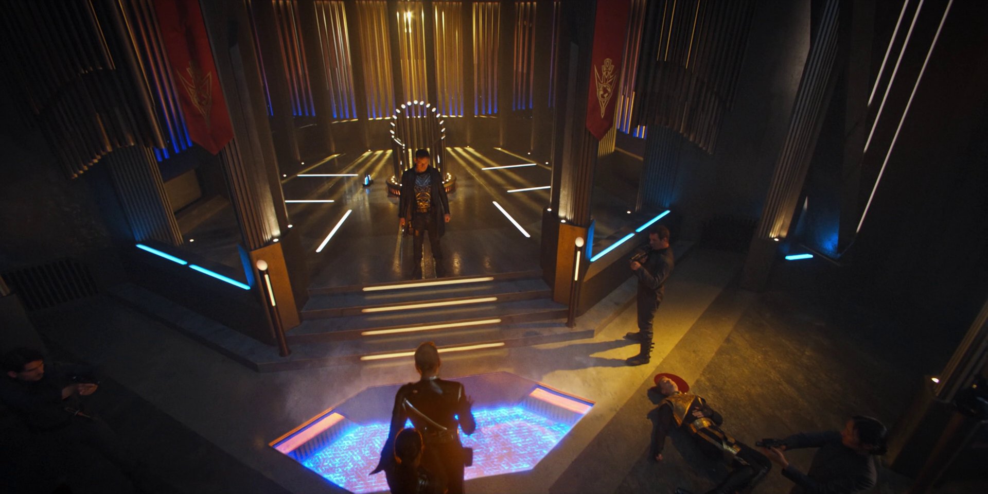 extant_StarTrekDiscovery_1x13-WhatsPastIsPrologue_1905.jpg
