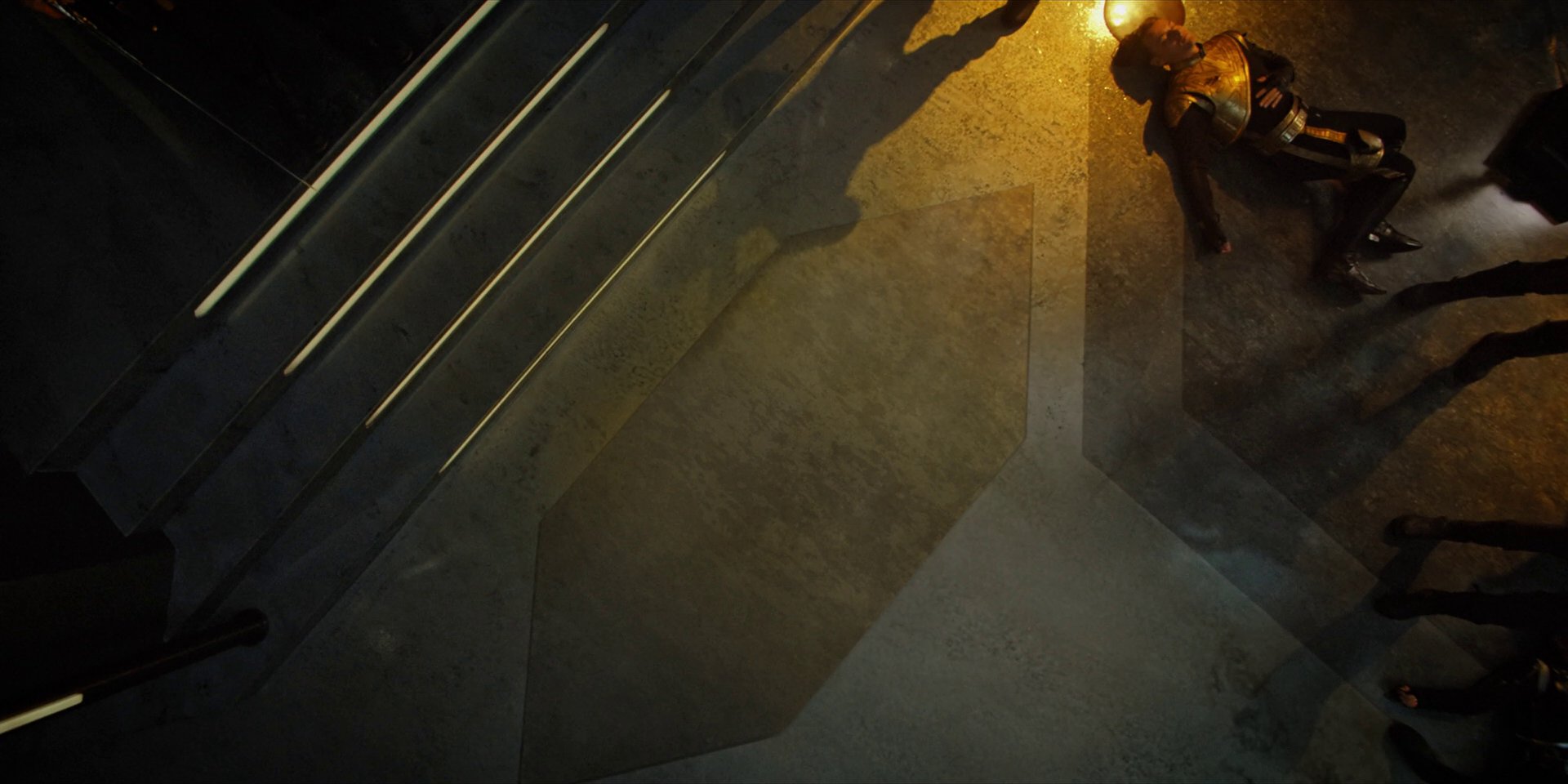 extant_StarTrekDiscovery_1x13-WhatsPastIsPrologue_1945.jpg